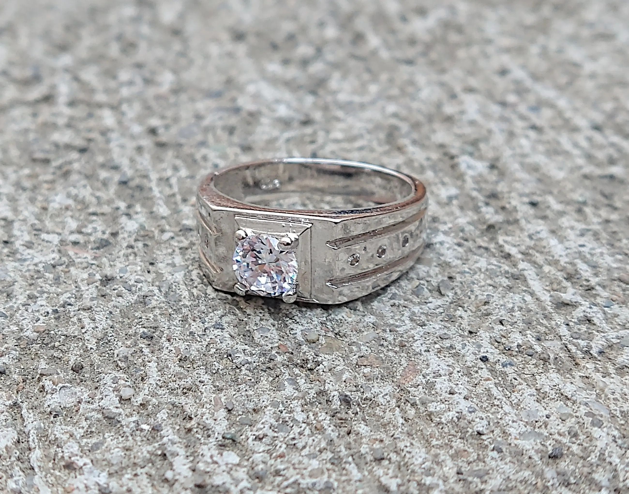 Sterling Silver Sterling Silver Ring Size 8.75 Clear CZ Round Band Size ONE SIZE - 1 Thumbnail