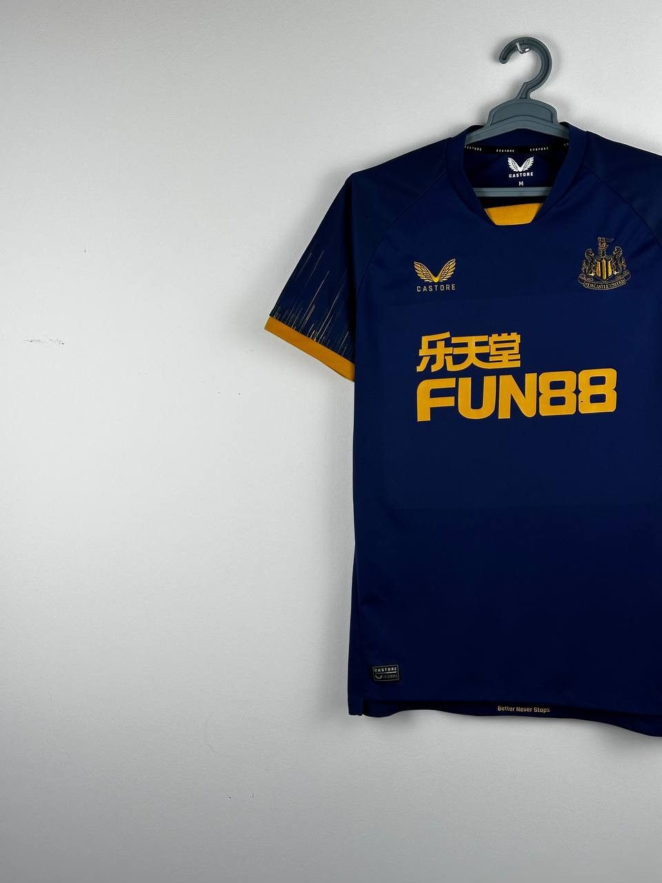 Castore × Vintage Newcastle United Away Jersey 2022/2023 Size US M / EU 48-50 / 2 - 2 Thumbnail
