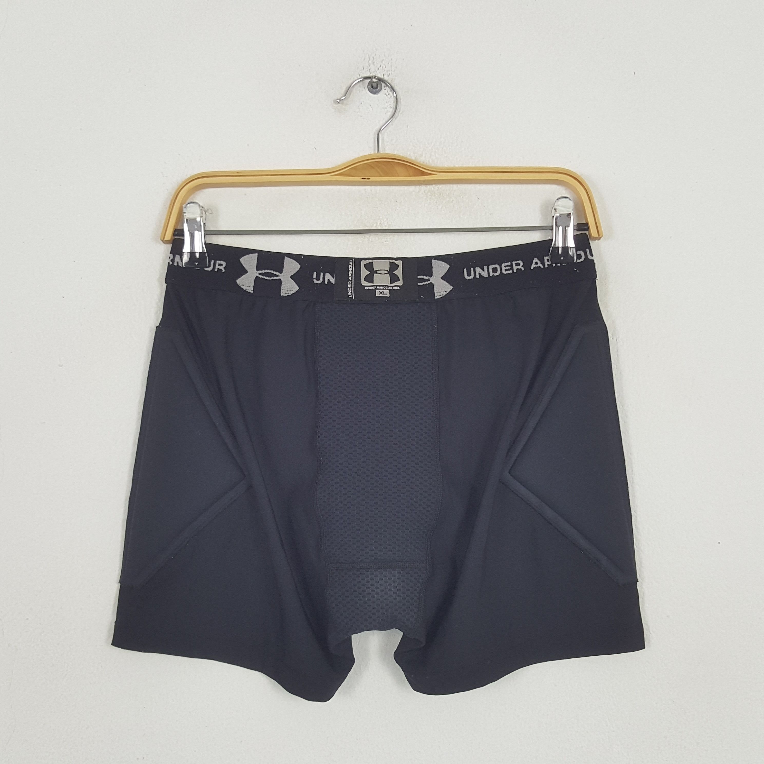 Under Armour × Vintage Vintage Under Armour Safety Pads Sports Underwear Size US 35 - 4 Thumbnail