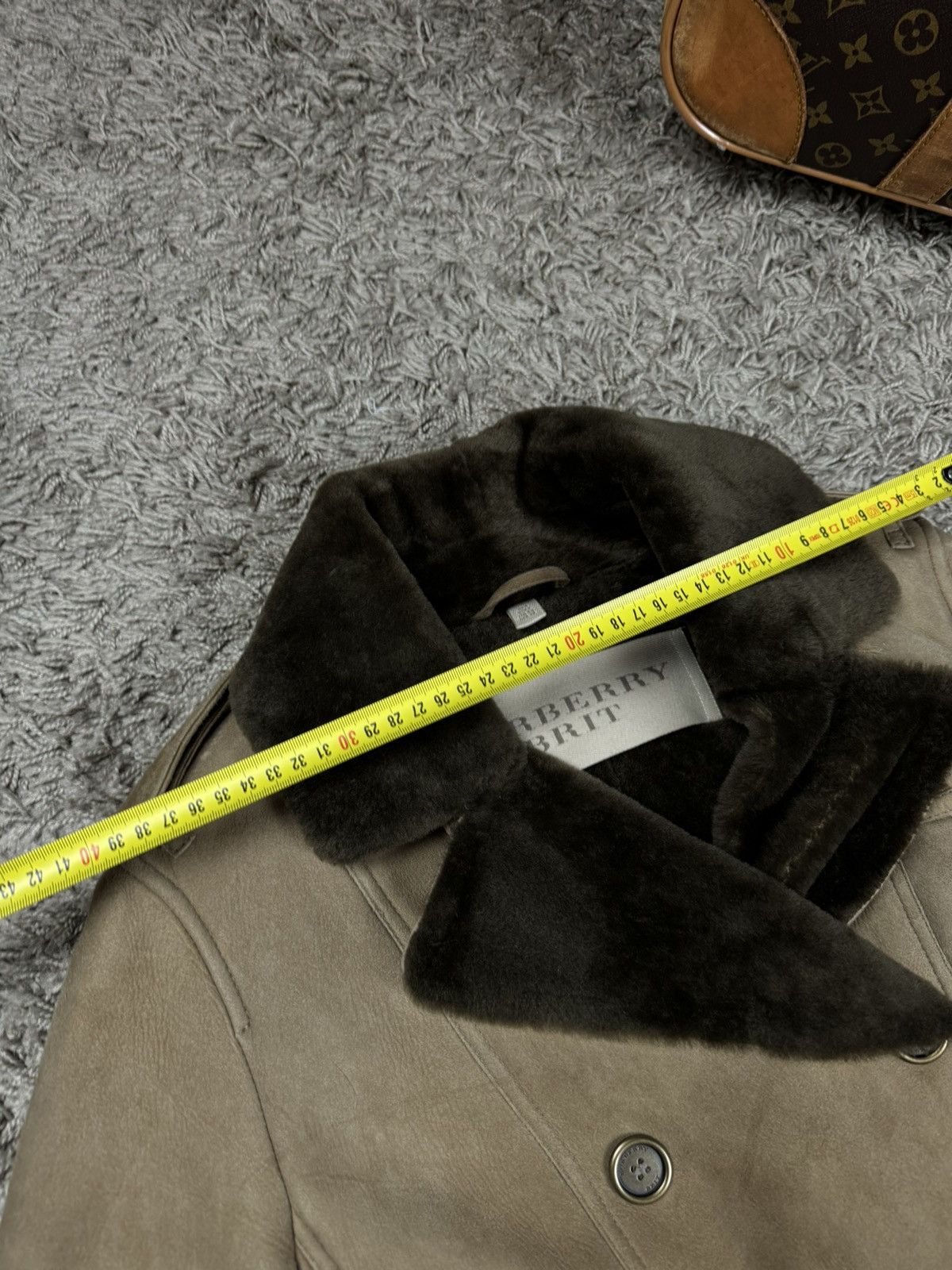 Burberry Shearling coat Burberry lambskin coat original luxury item Size S / US 4 / IT 40 - 10 Thumbnail