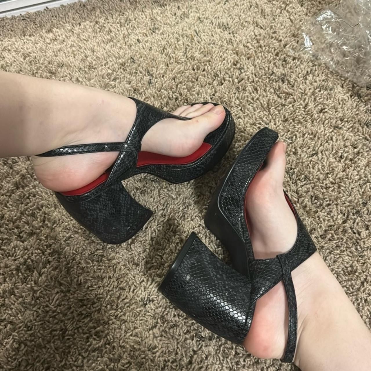 Vintage Vintage Y2K Rocket Dog Chunky Heels Size US 7 / IT 37 - 8 Thumbnail