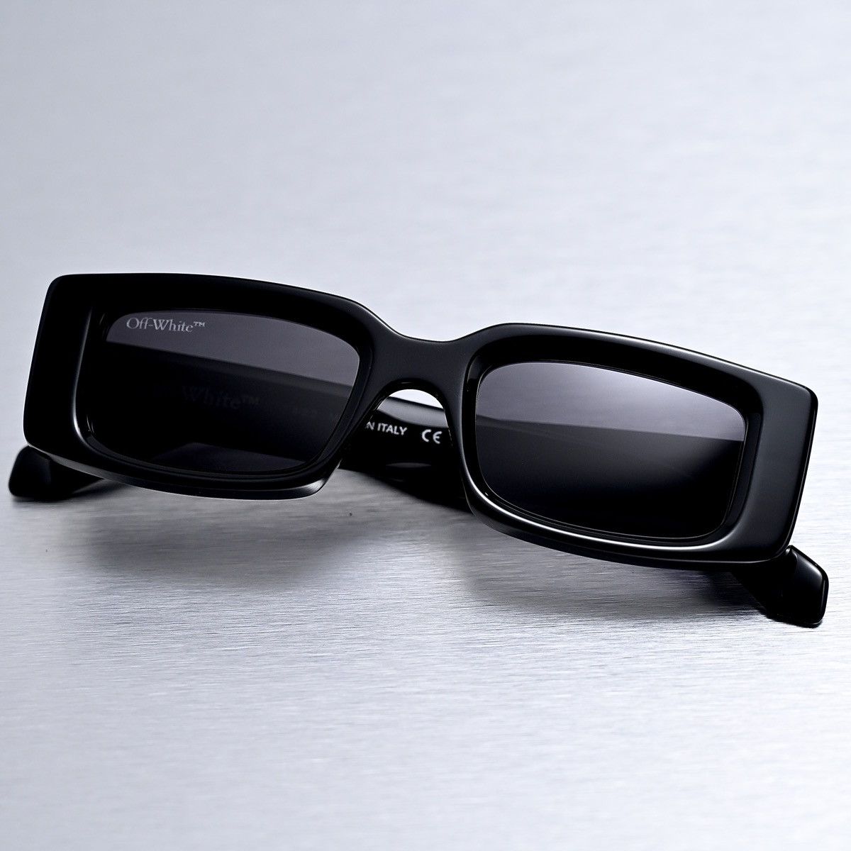 Off-White OFF WHITE ARTHUR SUNGLASSES Size 26 - 7 Thumbnail
