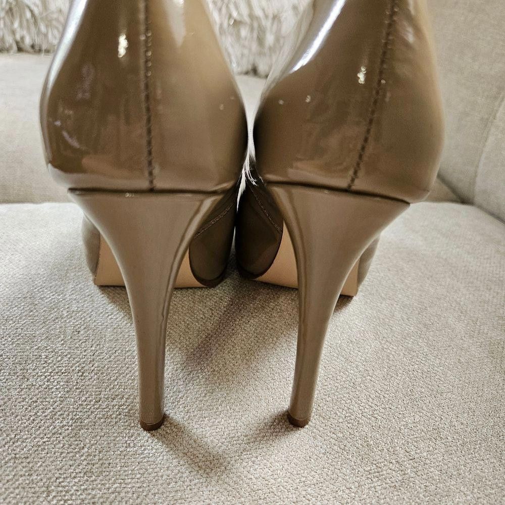 Designer Kelsi Dagger Women's Heels - Elegance in Beige Size US 6.5 / IT 36.5 - 8 Thumbnail