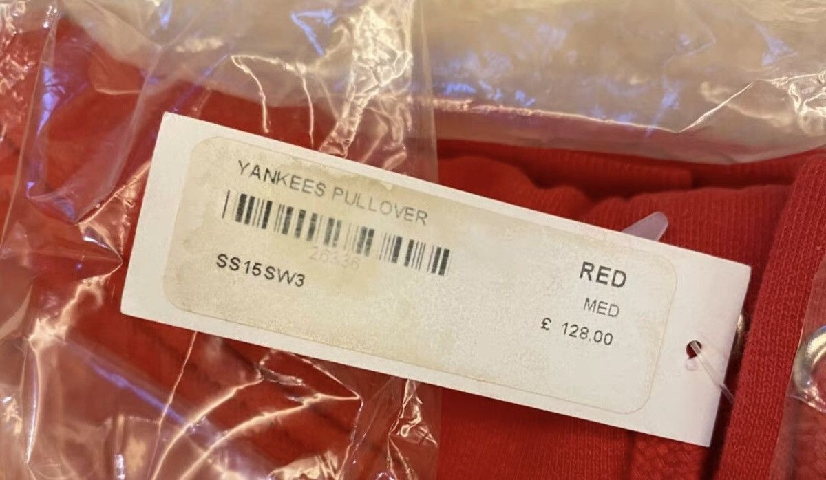 Supreme Supreme ss15 yankees hooded sweatershirt red new Size US M / EU 48-50 / 2 - 4 Thumbnail