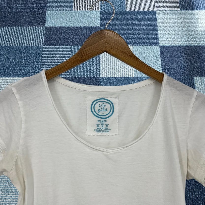 Life is Good Life is Good T-Shirt Women's M White Embroidered Shine Your Light Fitted Casual Short Sleeve Cap Sleeve Love 90s? Size M / US 6-8 / IT 42-44 - 1 Thumbnail