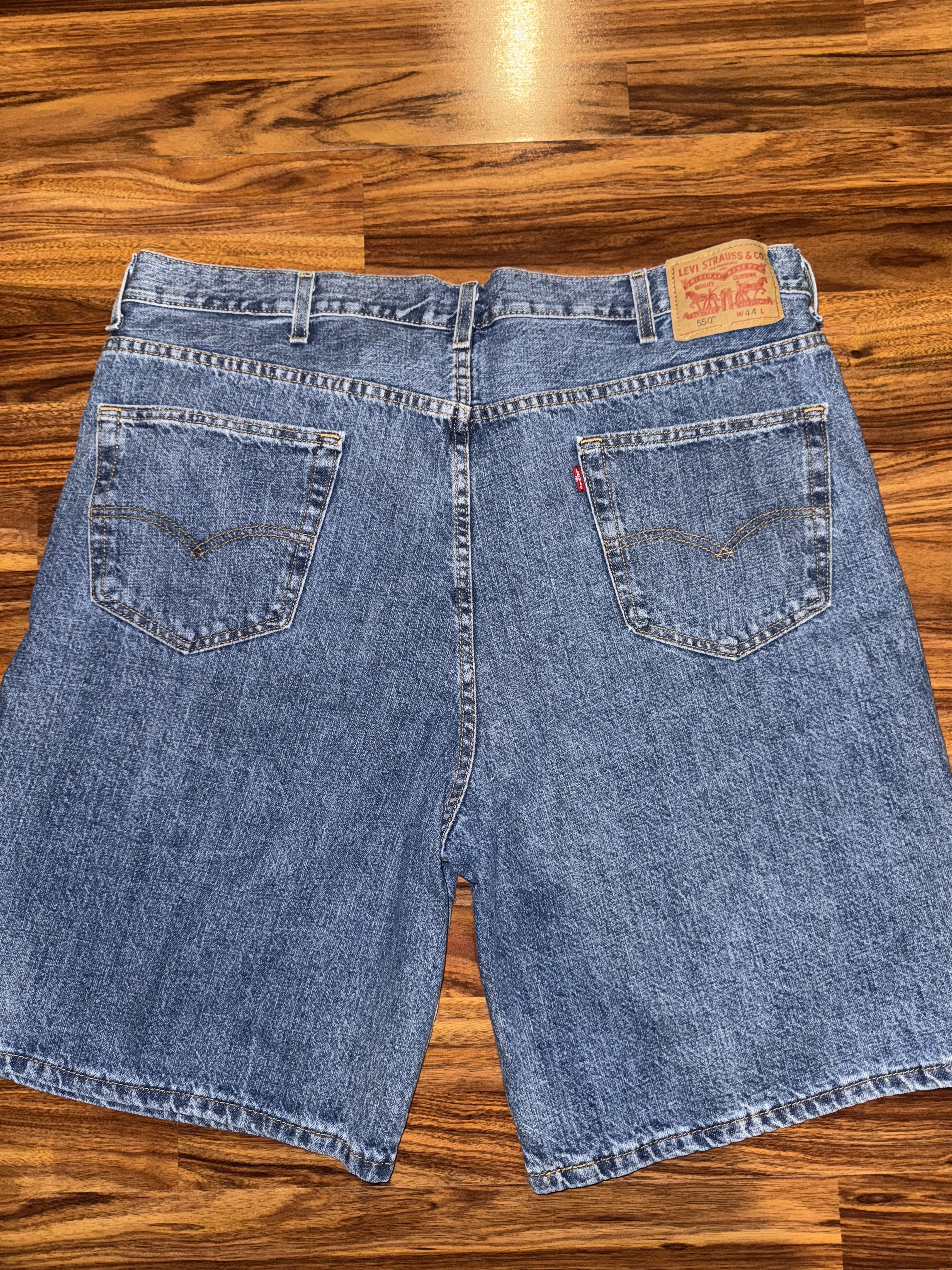 Levi's Vintage Levis Jorts Size US 44 / EU 60 - 2 Thumbnail