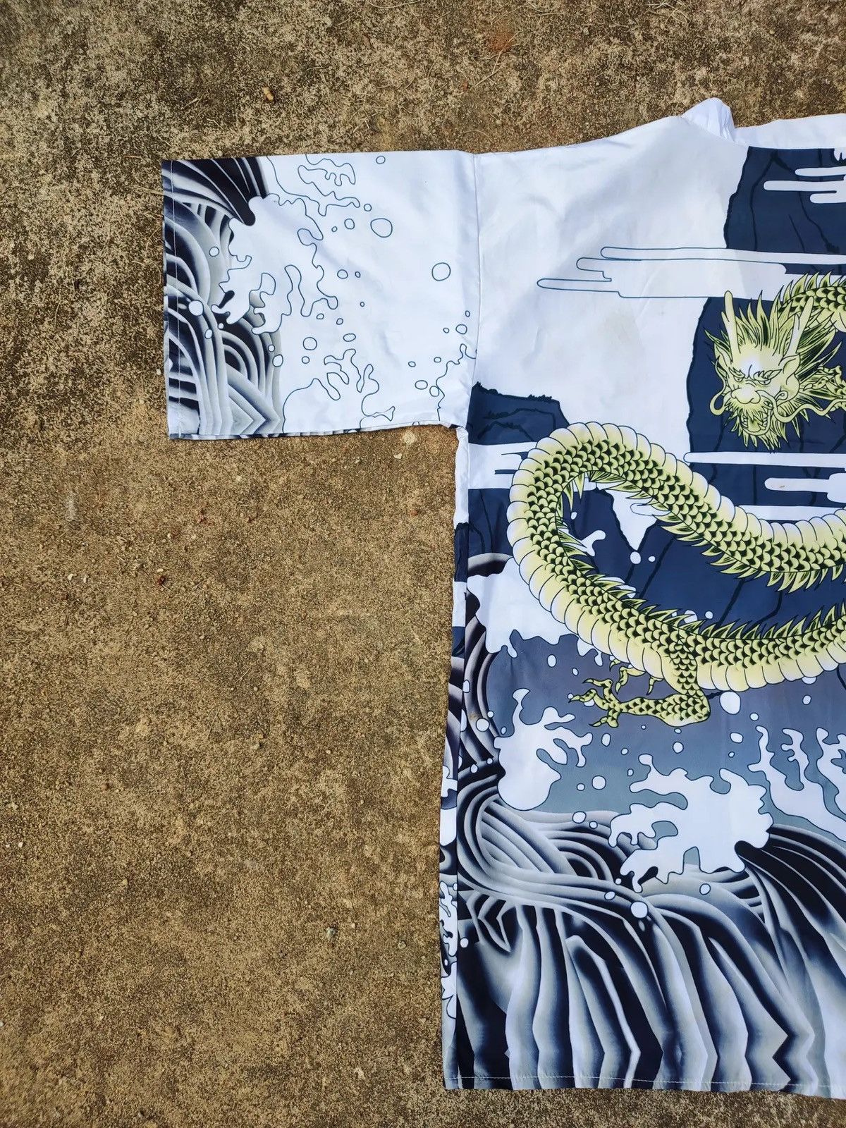 Japanese Brand Anhelon Dragon Kimono Jacket – Wave & Mountain Print Size US L / EU 52-54 / 3 - 5 Thumbnail
