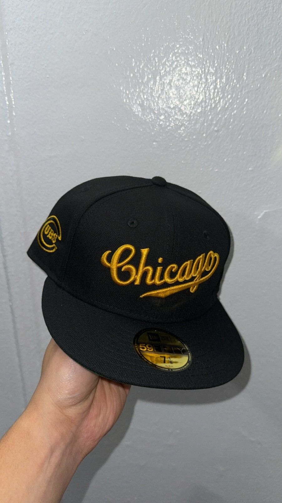 New Era 59fifty black Chicago Cubs fitted hat size 7 1/8