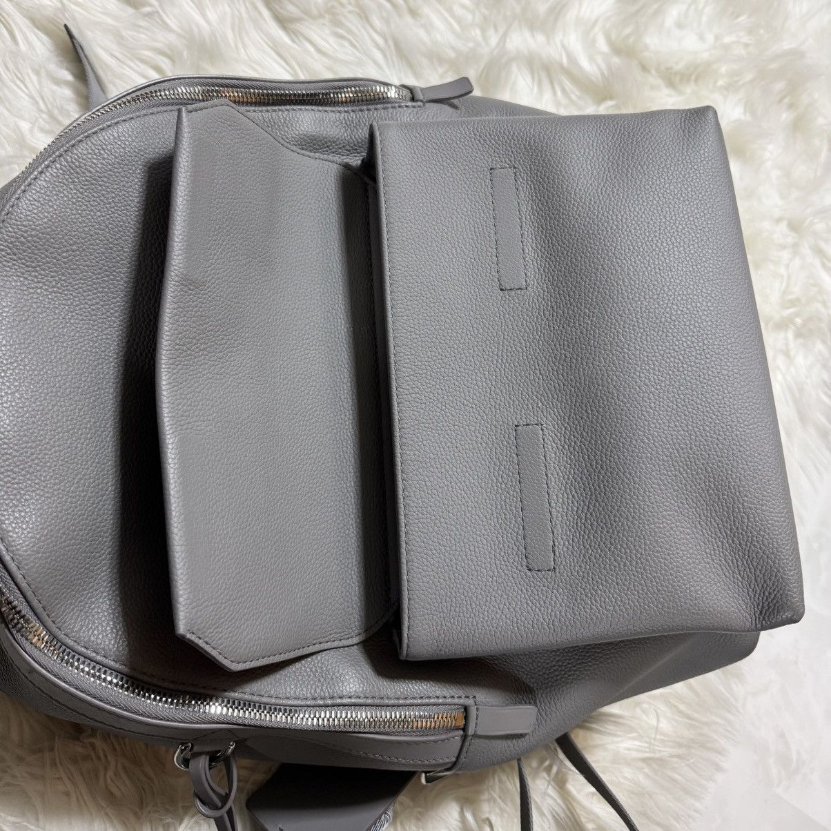 Louis Vuitton Authentic Louis Vuitton LV Aerogram Takeoff Leather Backpack Size ONE SIZE - 11 Thumbnail
