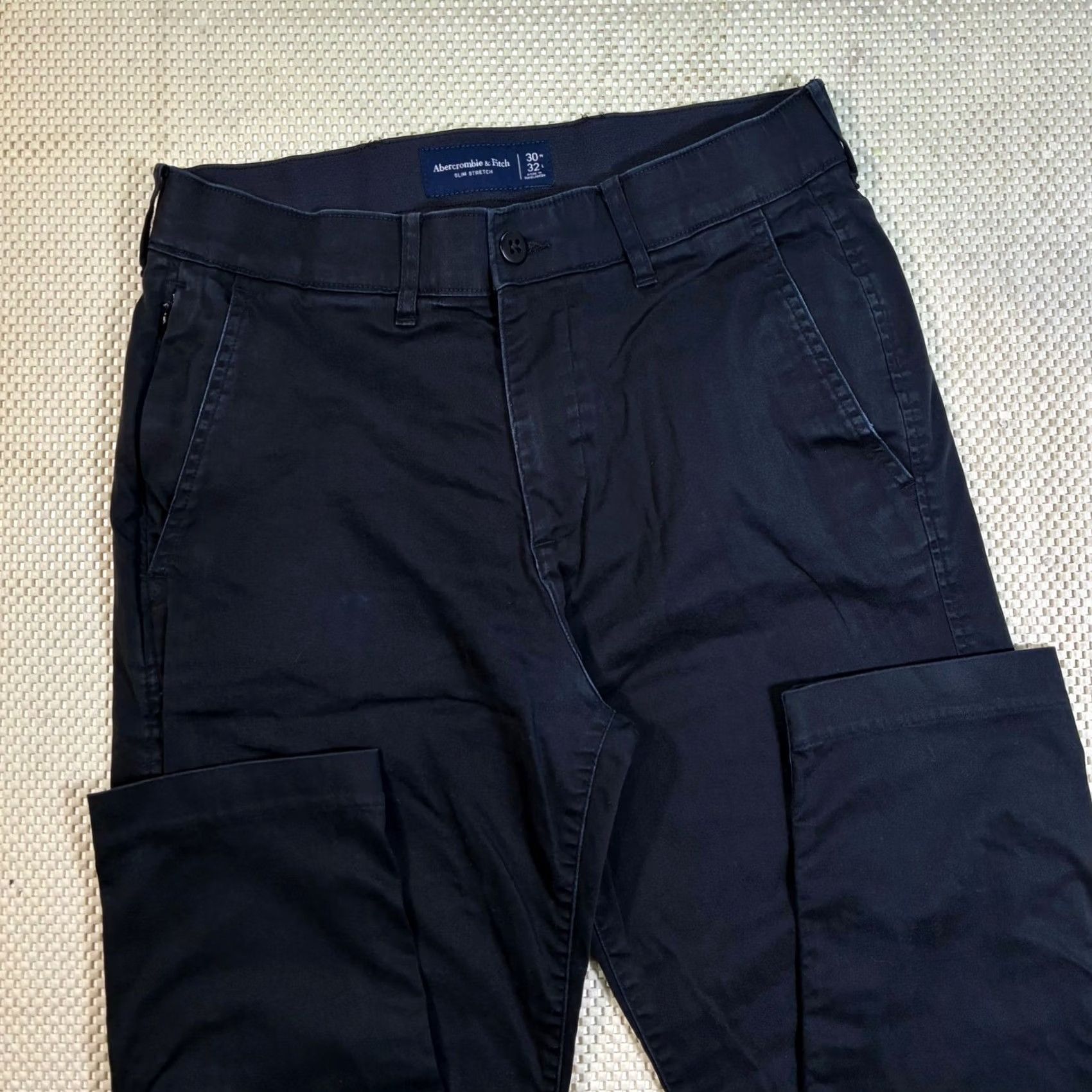 Abercrombie & Fitch Abercrombie & Fitch Men's Slim Stretch Chino Pants Dark Navy Size 30x32 Size US 30 / EU 46 - 3 Thumbnail