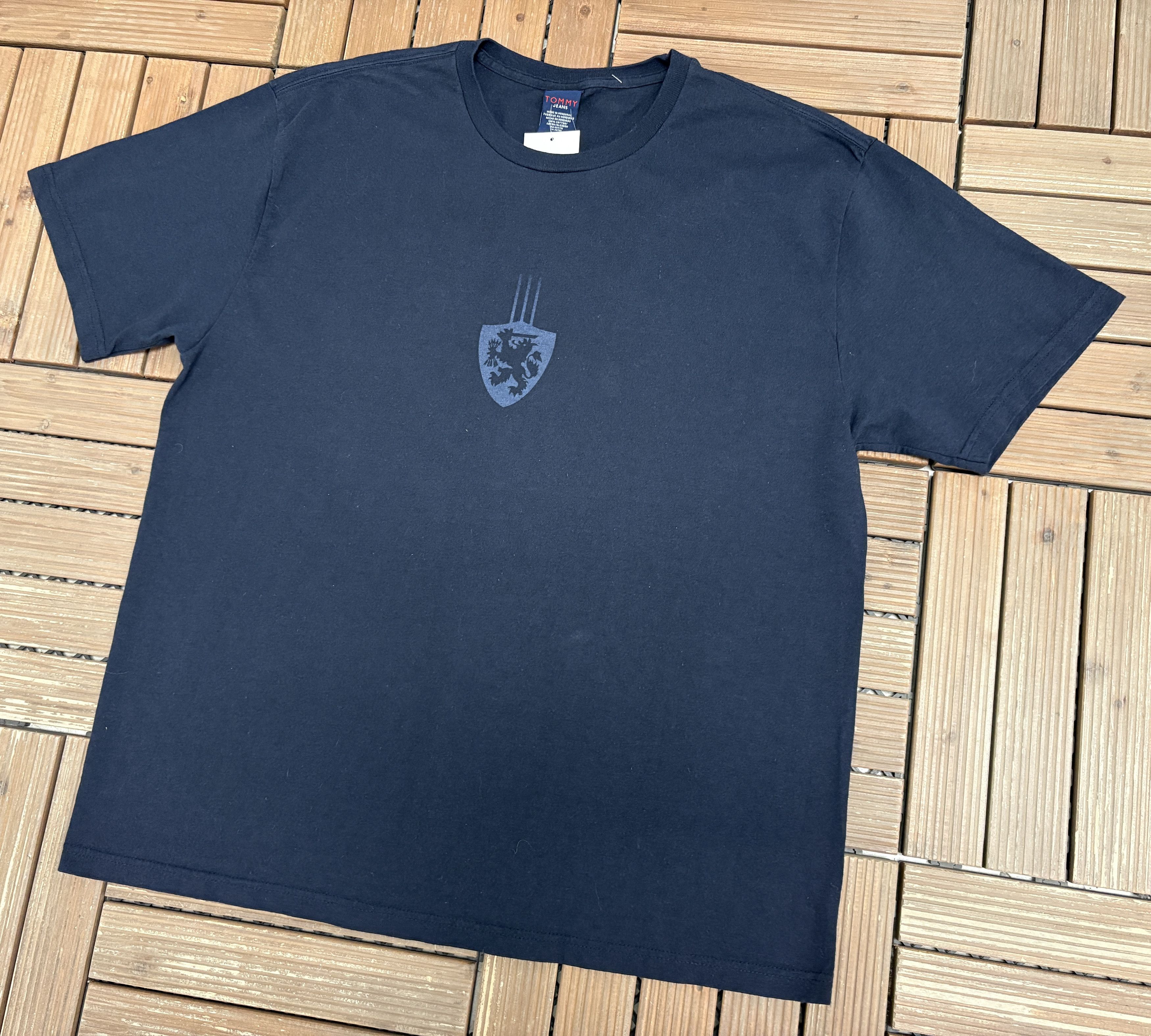 Tommy Hilfiger Tommy Hilfiger Jeans Crest Vintage Blue T-Shirt Tee Size US L / EU 52-54 / 3 - 3 Thumbnail