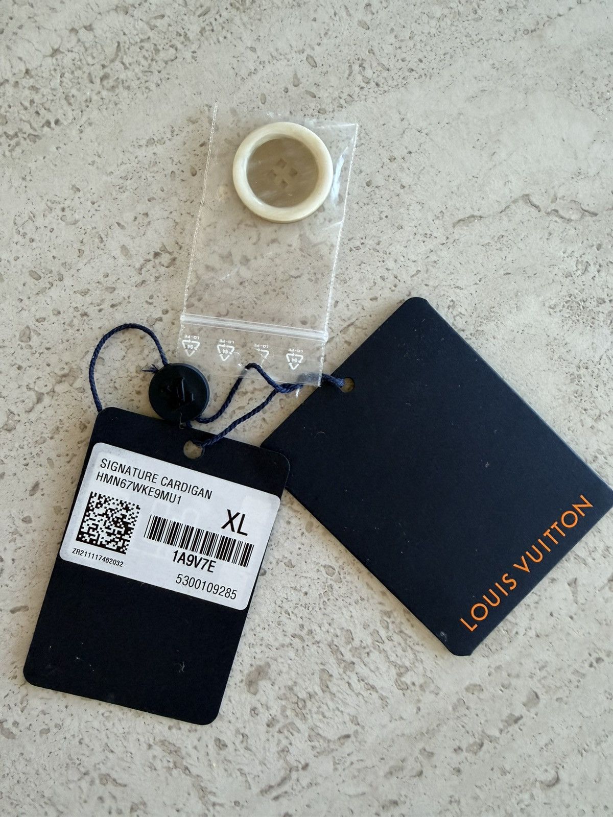 Louis Vuitton Louis Vuitton SS22 Damier Wool Cardigan - Virgil Abloh Size US XL / EU 56 / 4 - 6 Thumbnail