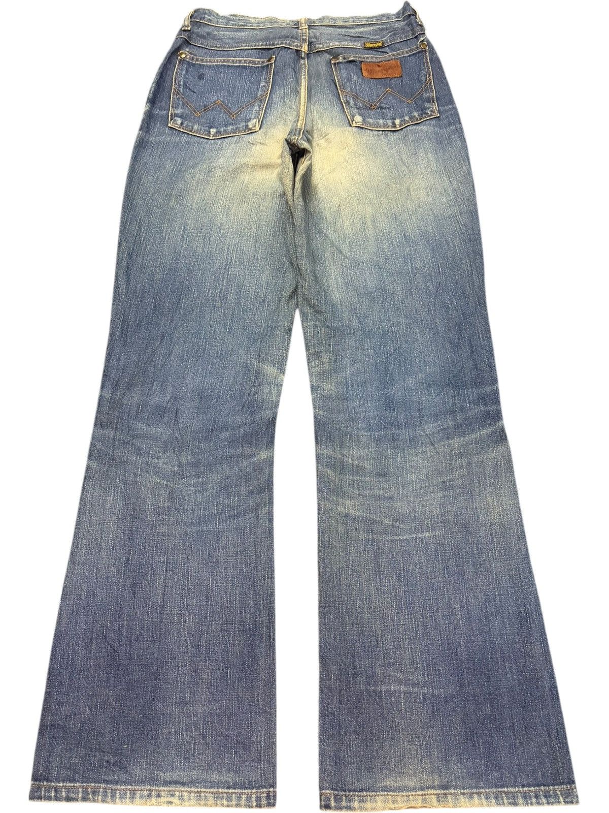 Wrangler Vintage Wrangler Blue Bell Distressed Flare Jeans Size 27" / US 4 / IT 40 - 2 Thumbnail