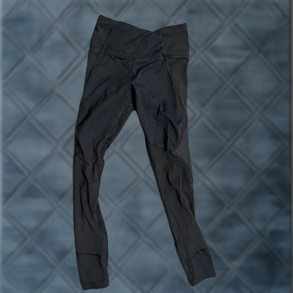 Victoria's Secret VINTAGE Victoria's Secret VSX Sport Black Activewear Leggings XS 29" Compression Athletic Womens Size 26" / US 2 / IT 38 - 1 Thumbnail