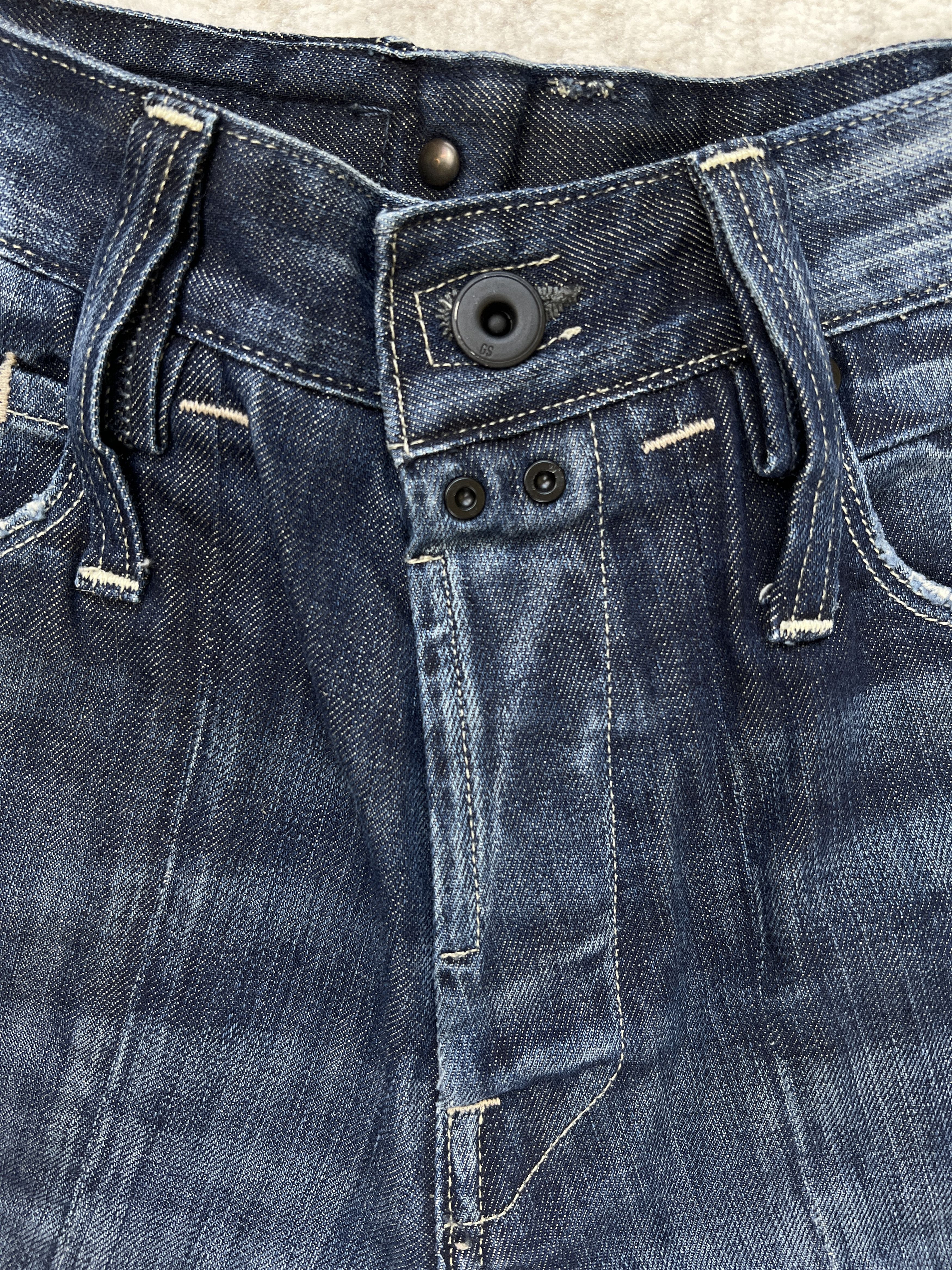 G-Star G-Star RAW 3301 BI Victor Army Loose 1/2 Denim Shorts Size US 27 - 11 Thumbnail