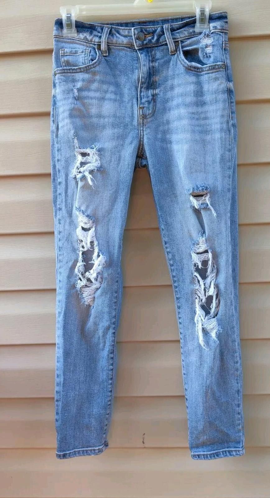 Fashion Nova Fashion Nova Size 1 Skinny Jeans Ripped Destressed Stretch L Size 26" / US 2 / IT 38 - 2 Thumbnail