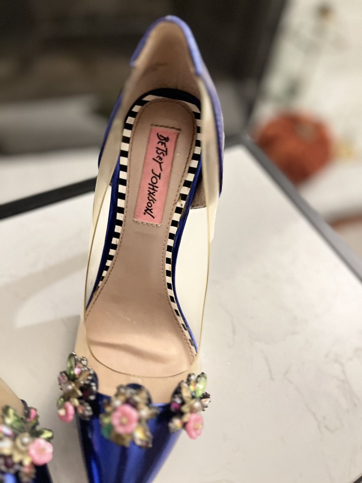 Betsey Johnson Floral Embellished Cream and Blue Heels Size US 6.5 / IT 36.5 - 1 Preview