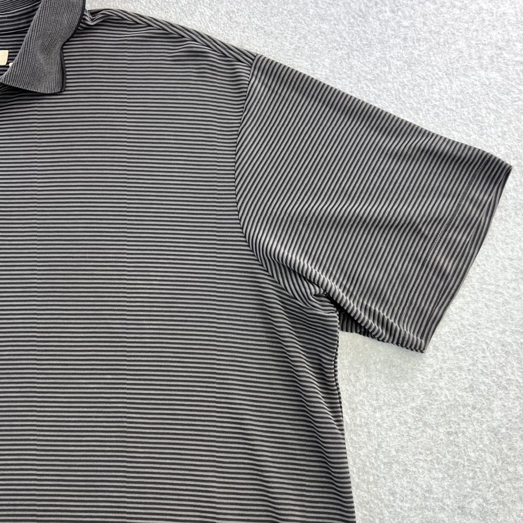 Tommy Bahama Tommy Bahama Polo Shirt Mens 2XL Gray Striped Short Sleeve Performance Golf Shirt Mens 2XL Gray Striped Polo Size US XXL / EU 58 / 5 - 7 Thumbnail