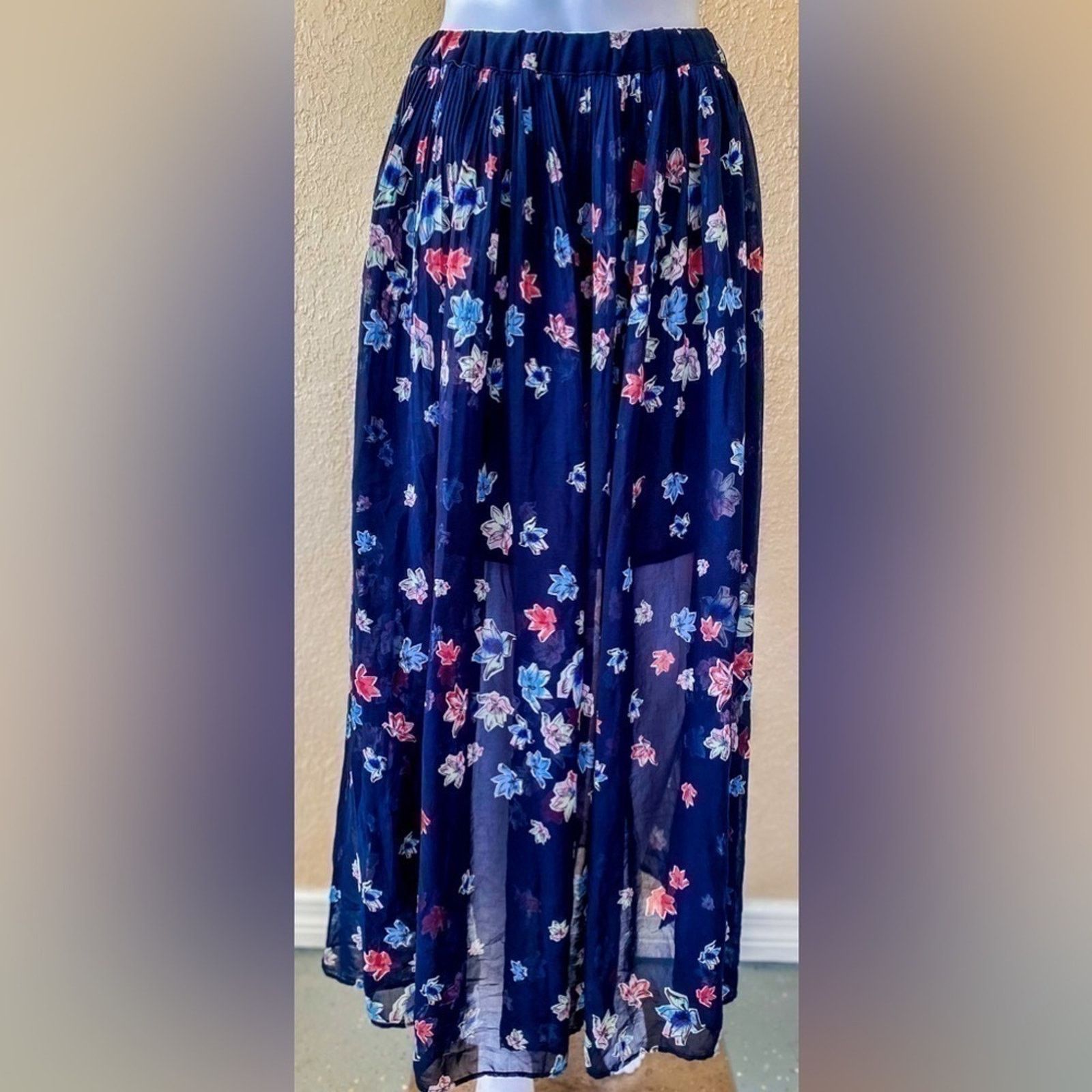 Anthropologie Philosophy by Anthropologie | Flowy Maxi Skirt | Size Small Size 27" / US 4 / IT 40 - 1 Thumbnail