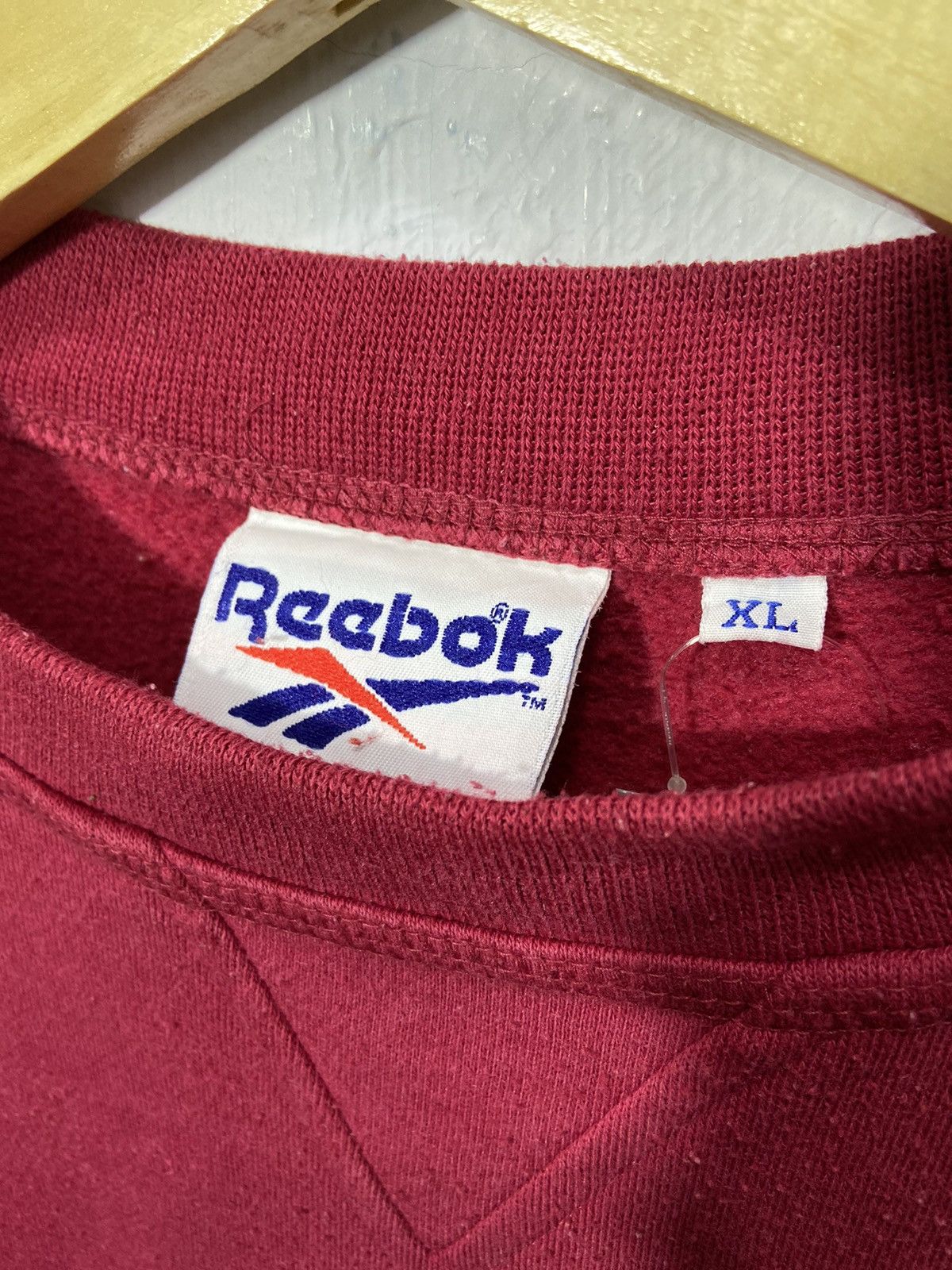 Reebok Vintage Reebok Embroidered Logo SpellOut Sweatshirt Size US XL / EU 56 / 4 - 7 Thumbnail