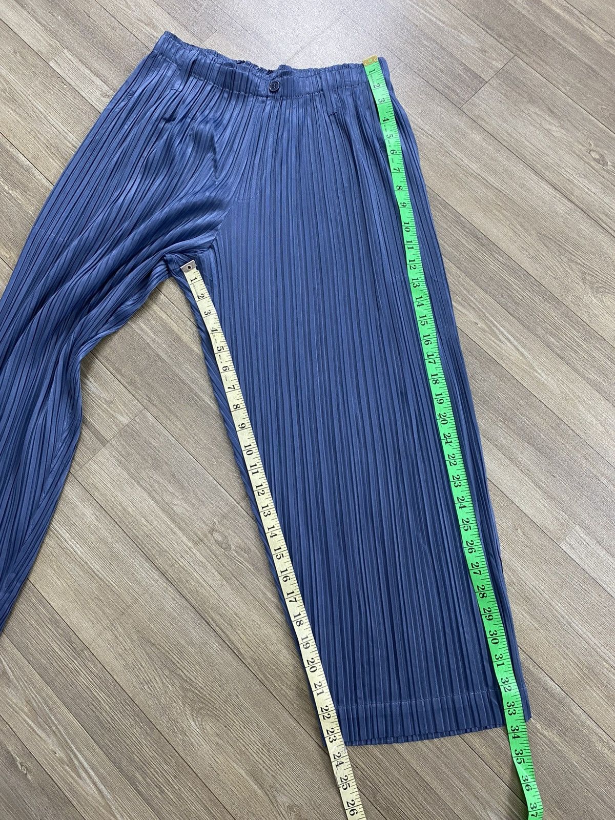 Pleats Please Issey Miyake Vintage Pleats Please Issey Miyake Wide Leg Pants Blue Size US 28 / EU 44 - 19 Thumbnail