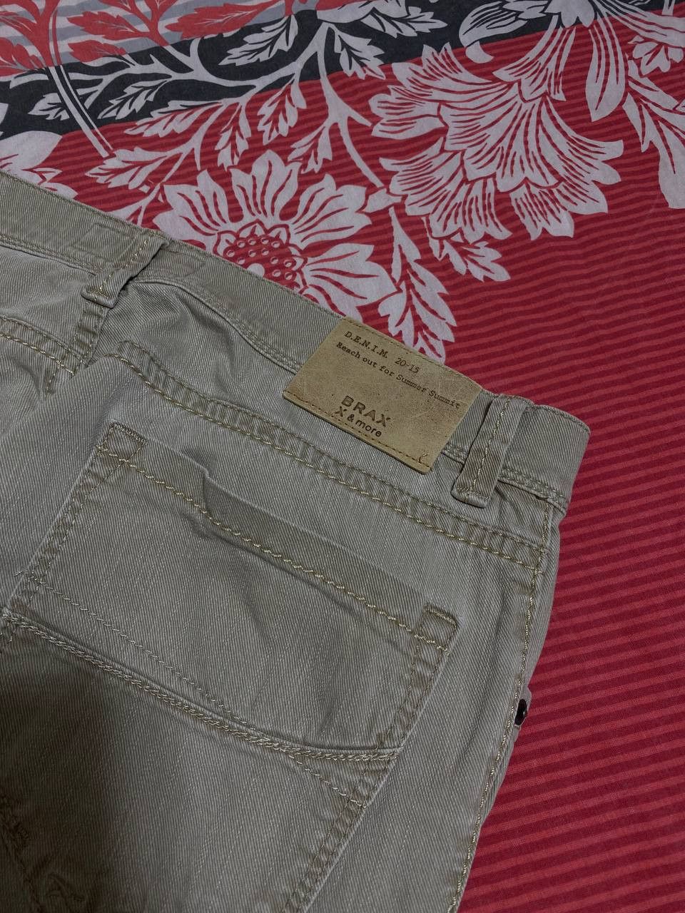 BRAX BRAX X&MORE Regular Fit 5-Pocket stretch Jeans. Size US 36 / EU 52 - 9 Thumbnail