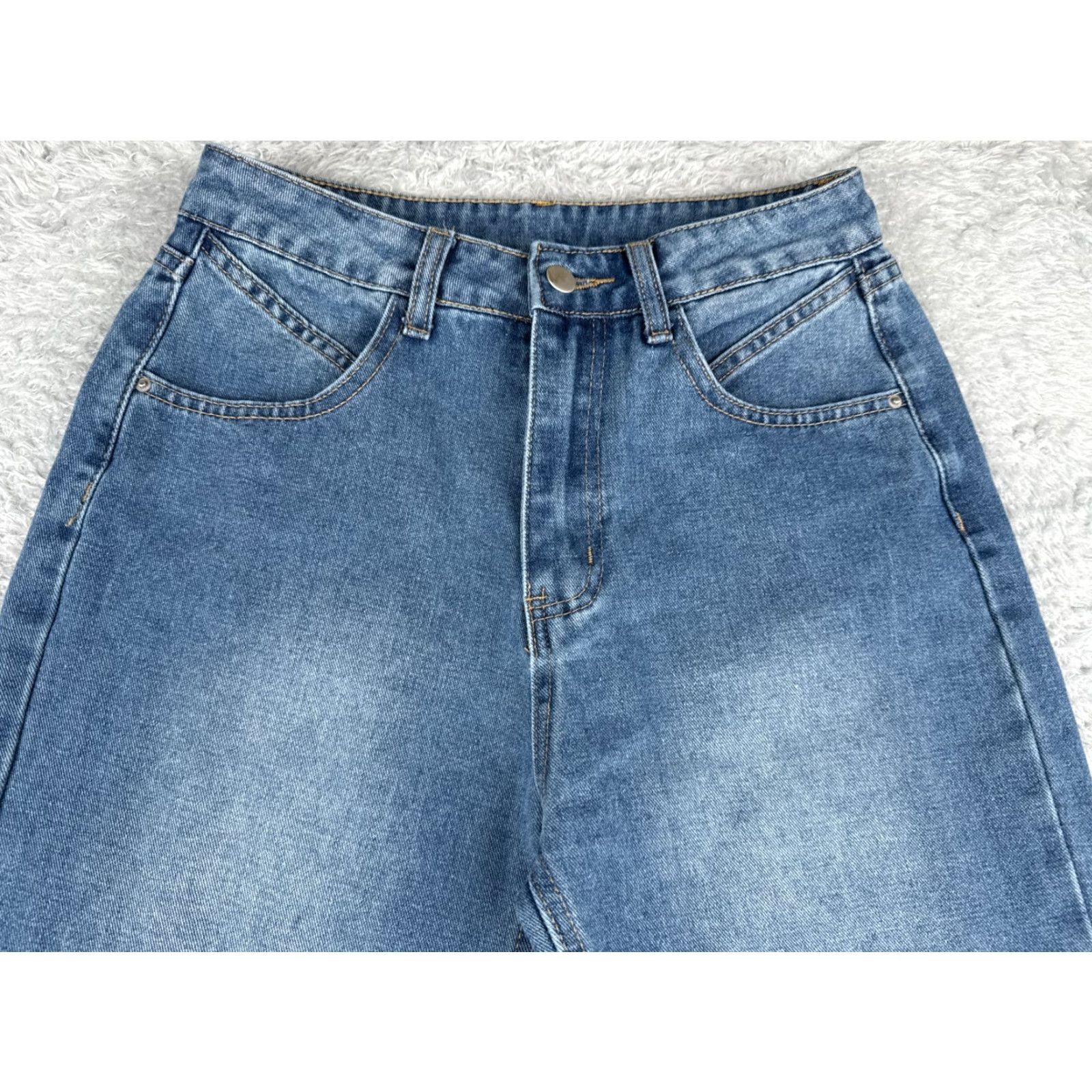 Madewell Madewell Jeans Women 26 Blue Denim Wide Leg High Rise Medium Wash 26x28 Cotton Blend 5-Pocket Design Logo Embroidered Size 26" / US 2 / IT 38 - 4 Thumbnail