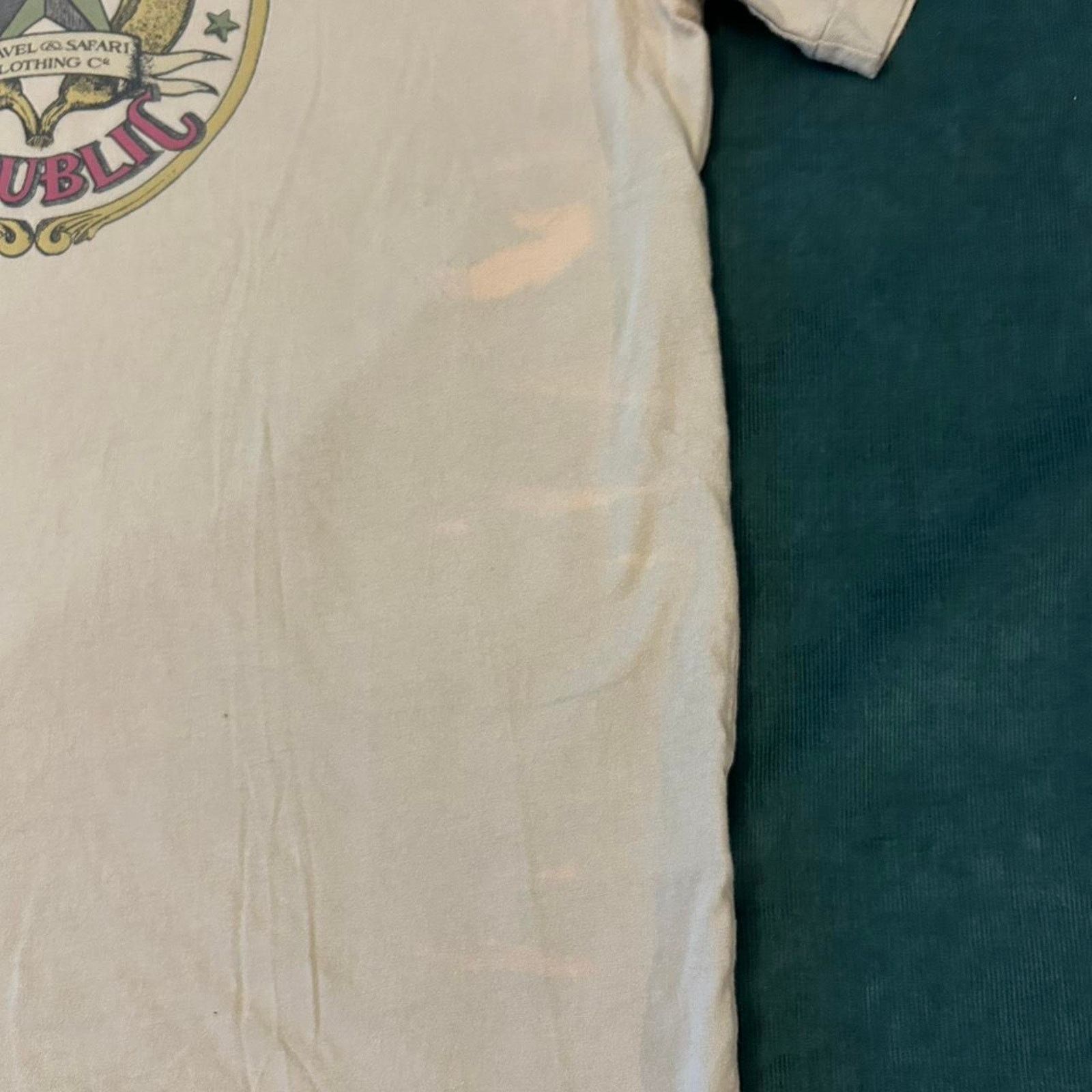 Banana Republic 1990s banana republic tee Size US L / EU 52-54 / 3 - 3 Thumbnail