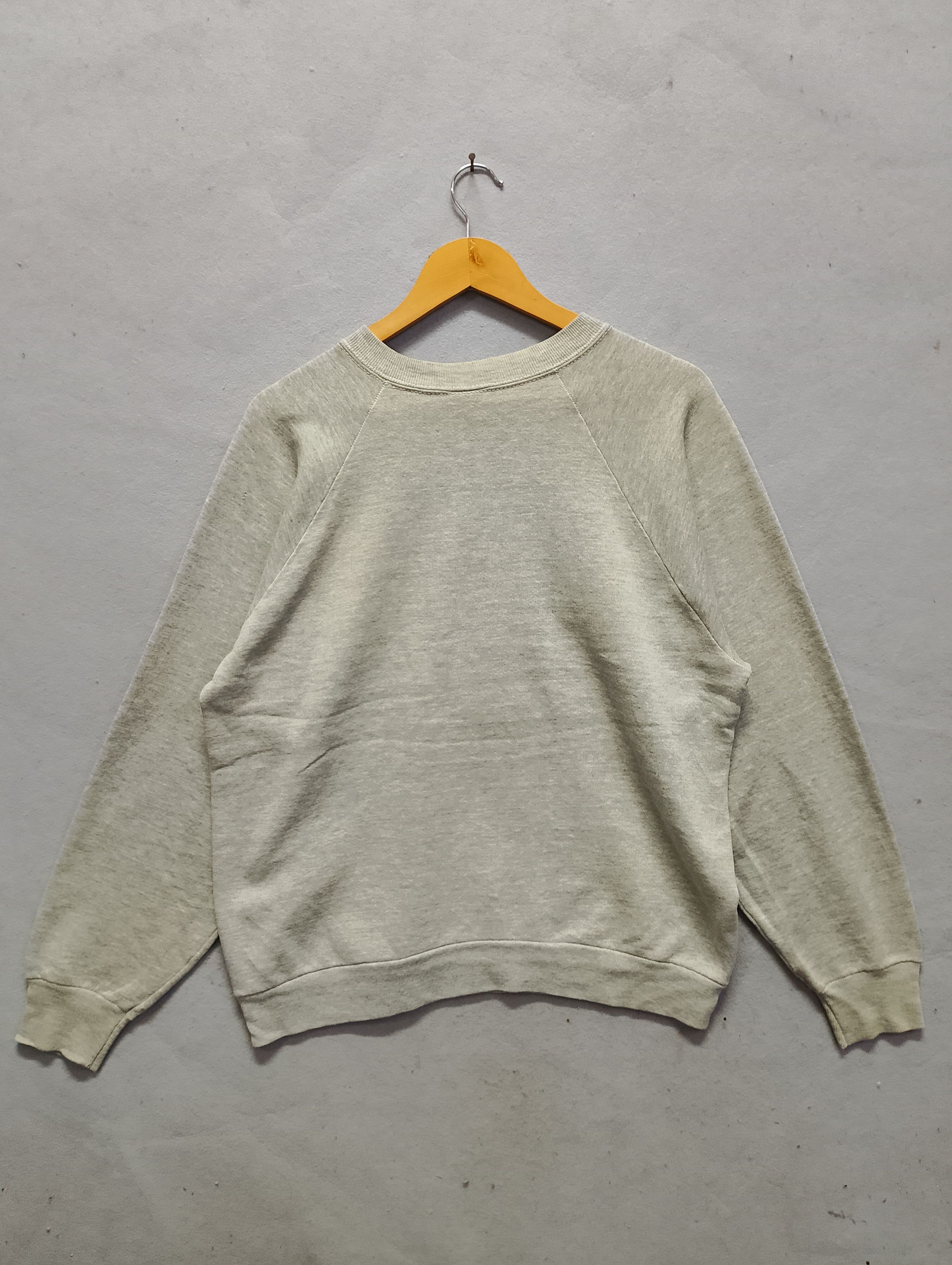 Vintage Vintage US Navy Sweatshirt Size US L / EU 52-54 / 3 - 5 Thumbnail