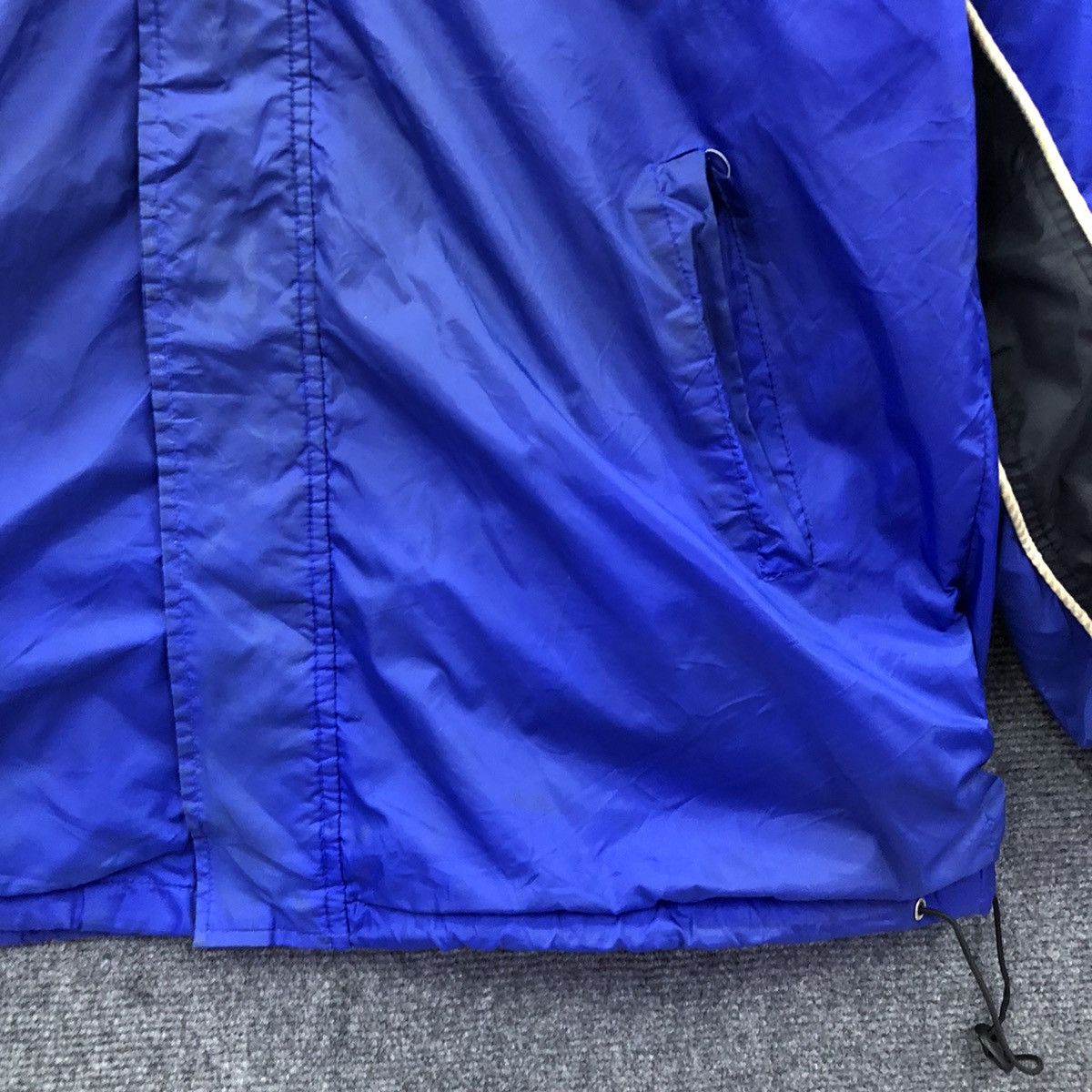 Vintage Vintage Karl Kani Spellout Embroidered Windbreaker Jacket Size US L / EU 52-54 / 3 - 8 Thumbnail