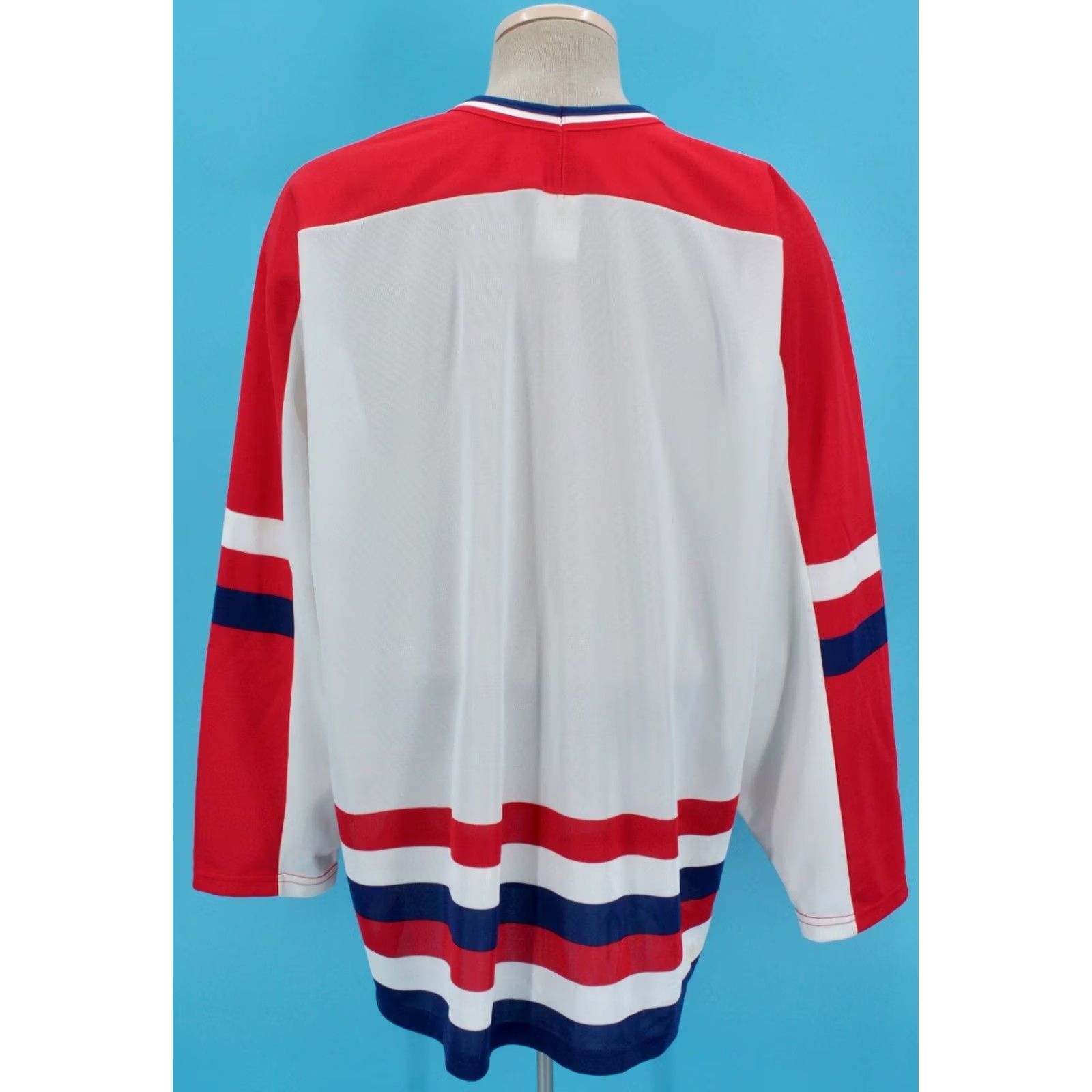 Vintage VINTAGE CCM Team USA Hockey Jersey Long Sleeve Shirt 2XL Mens White 1990s CCM Graphic Tee Size US XXL / EU 58 / 5 - 2 Thumbnail