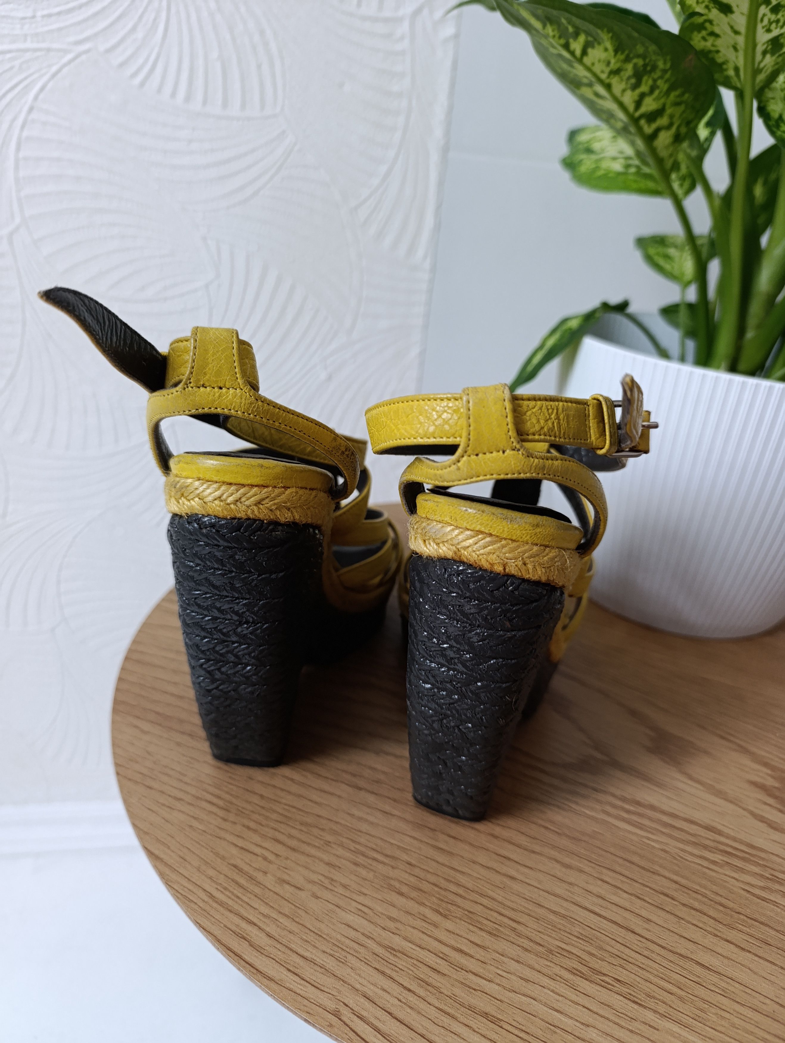 Balenciaga Balenciaga Yellow Leather Wedge Ankle Strap Sandals Size US 7 / IT 37 - 13 Thumbnail
