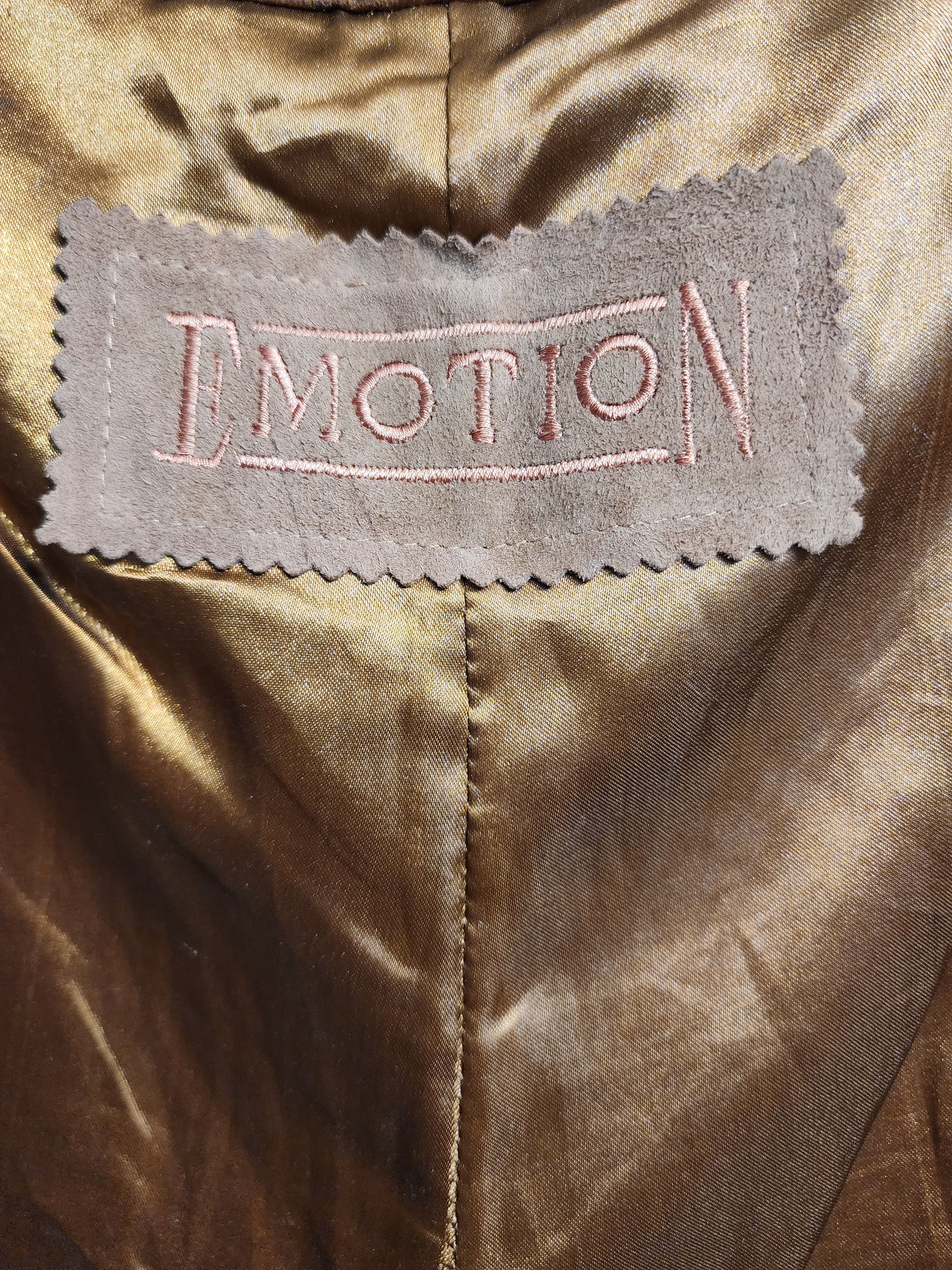 Genuine Leather Brown women's suede pants with pockets. Size 30" / US 8 / IT 44 - 10 Thumbnail