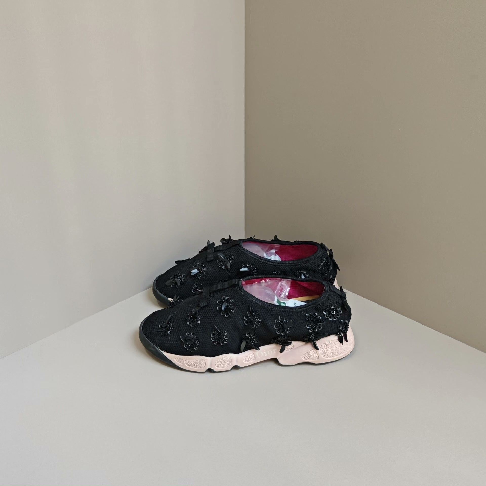 Dior Dior Lowtop Sneakers us_6 Women Size US 6 / IT 36 - 1 Thumbnail