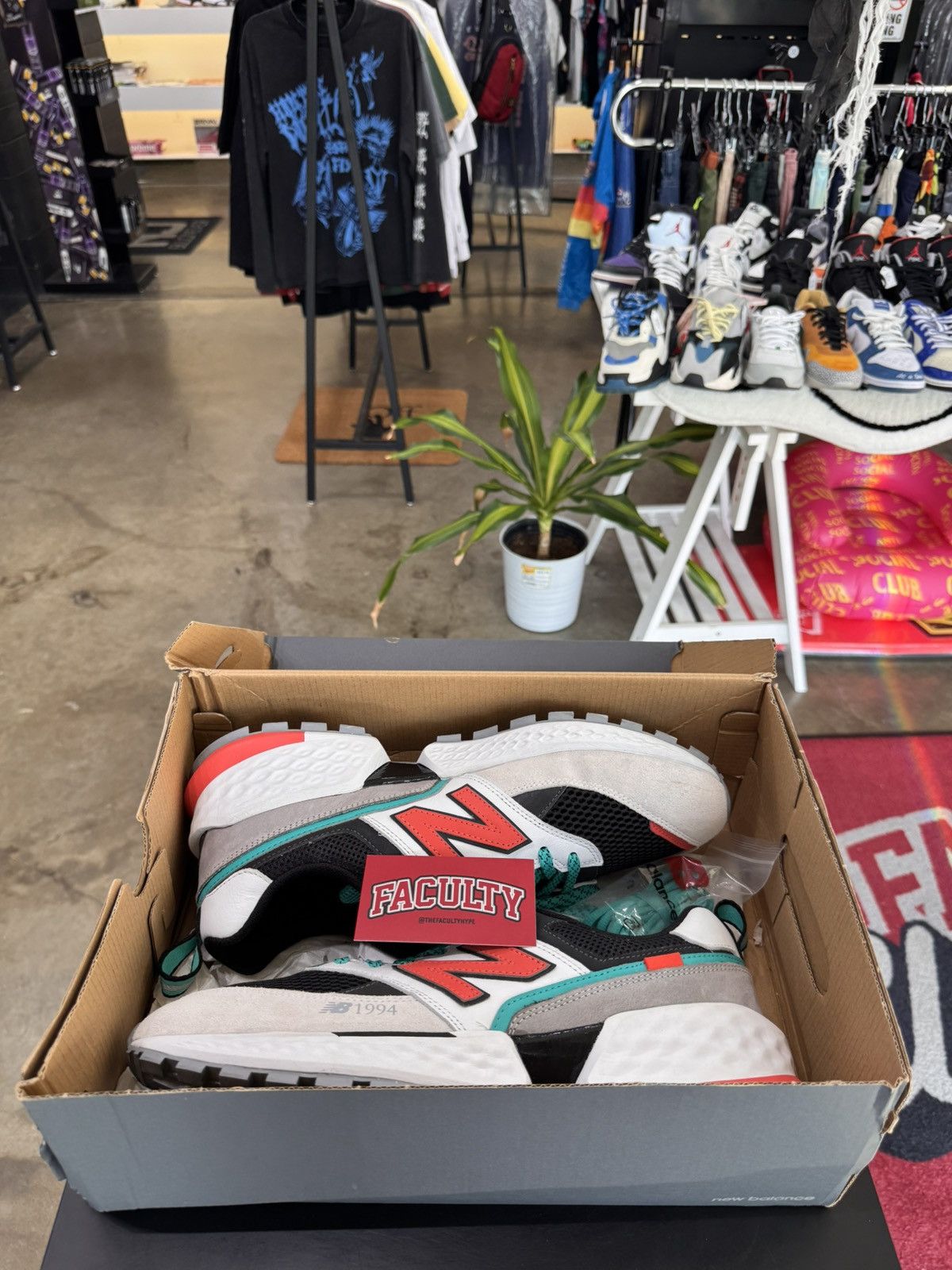 New Balance New Balance 574 MODNE MS574AAC Size 12 Size US 12 / EU 45 - 11 Thumbnail