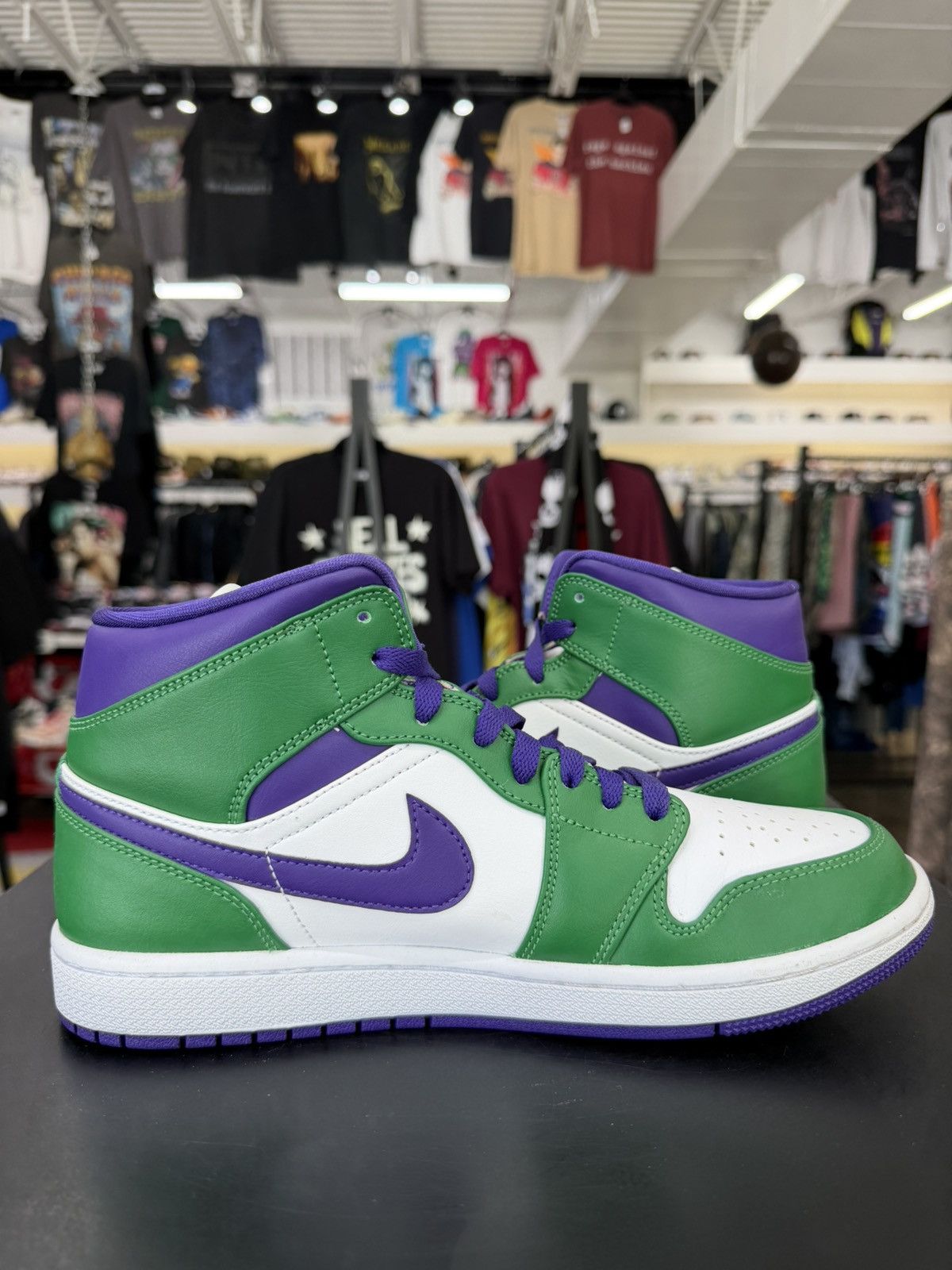 Jordan Brand Jordan 1 Mid Incredible Hulk Size 8.5 (2020) Size US 8.5 / EU 41-42 - 3 Thumbnail