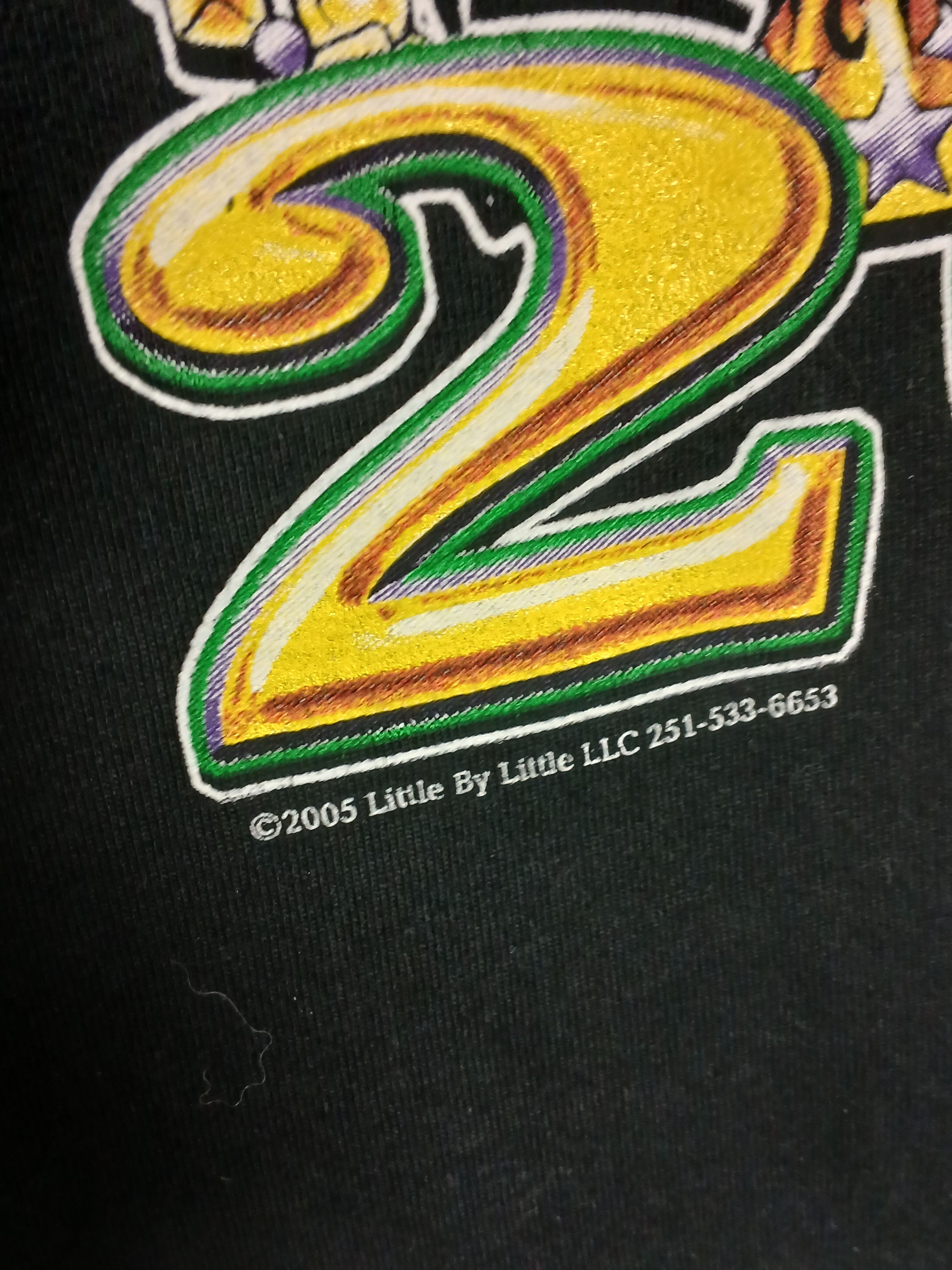 Vintage Vintage 2005 Mardi Gras Carnival T-Shirt Size US XL / EU 56 / 4 - 4 Thumbnail