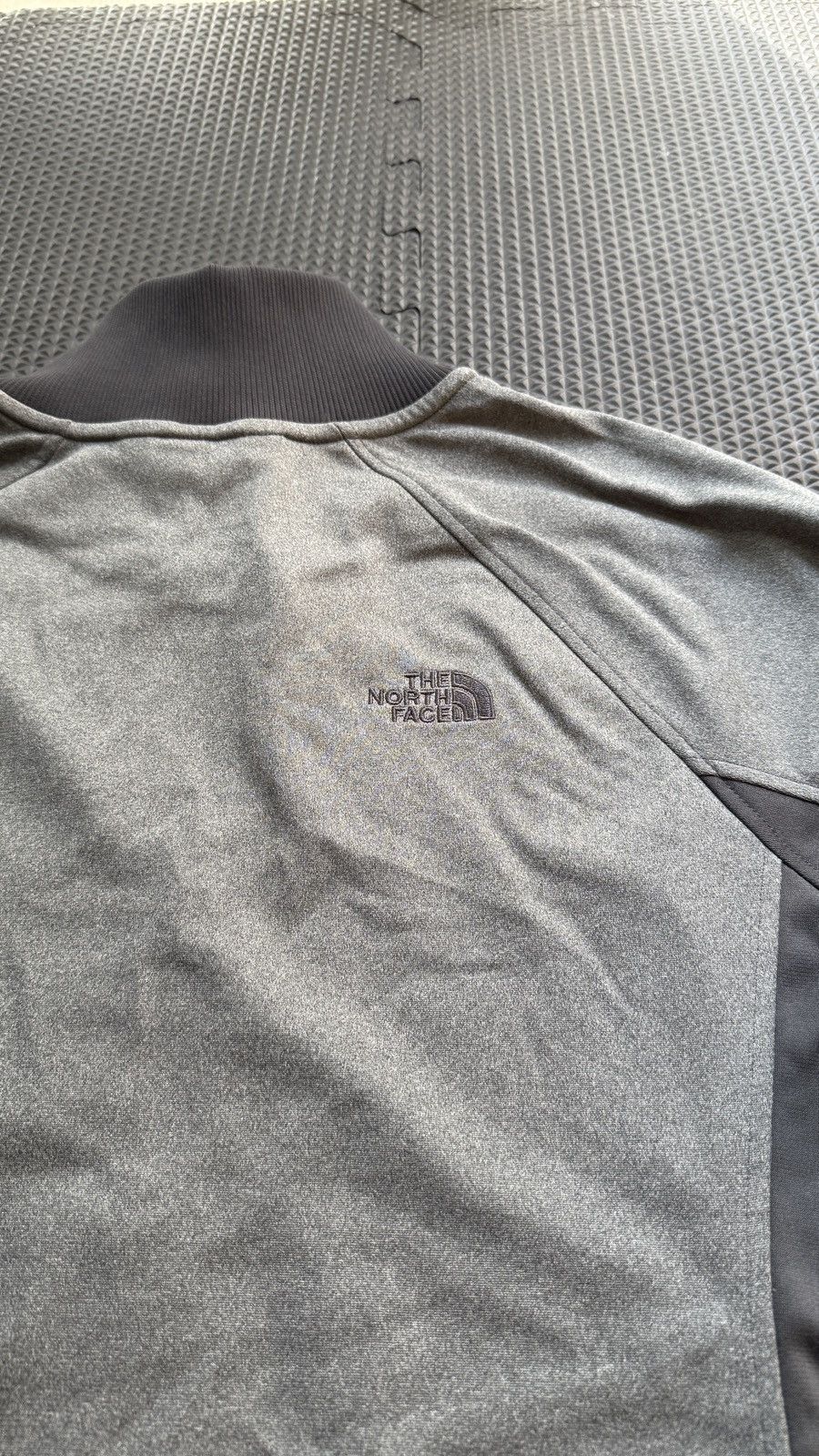 The North Face The North Face Grey/Black Full Zip Jacket (L / Women XL) Size US L / EU 52-54 / 3 - 9 Thumbnail