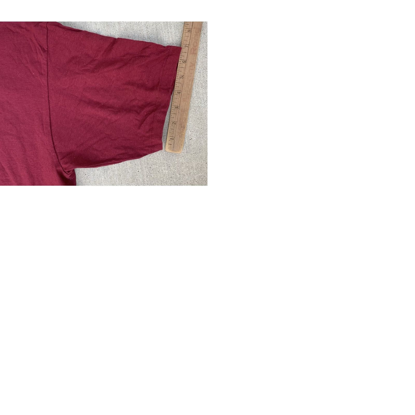 Vintage VINTAGE Oneita University Chicago Law School T Shirt Men L Red 90s Graphic Print US Vintage Shirts Mens Size US L / EU 52-54 / 3 - 12 Thumbnail