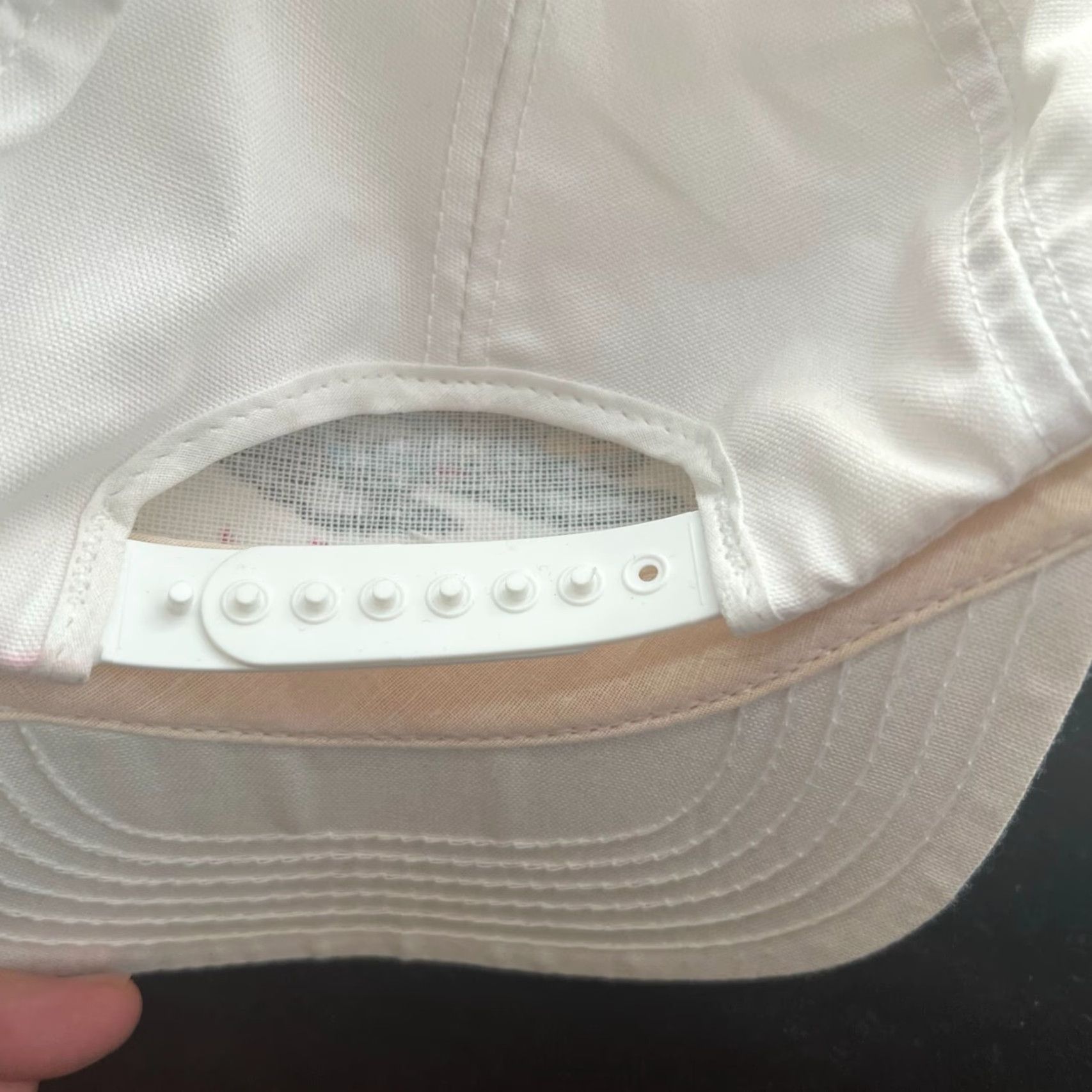 Vintage VINTAGE Shelby American Automobile Club SAAC-19 Concourse Judge Snapback Hat Men One Size White Cars Size ONE SIZE - 4 Thumbnail