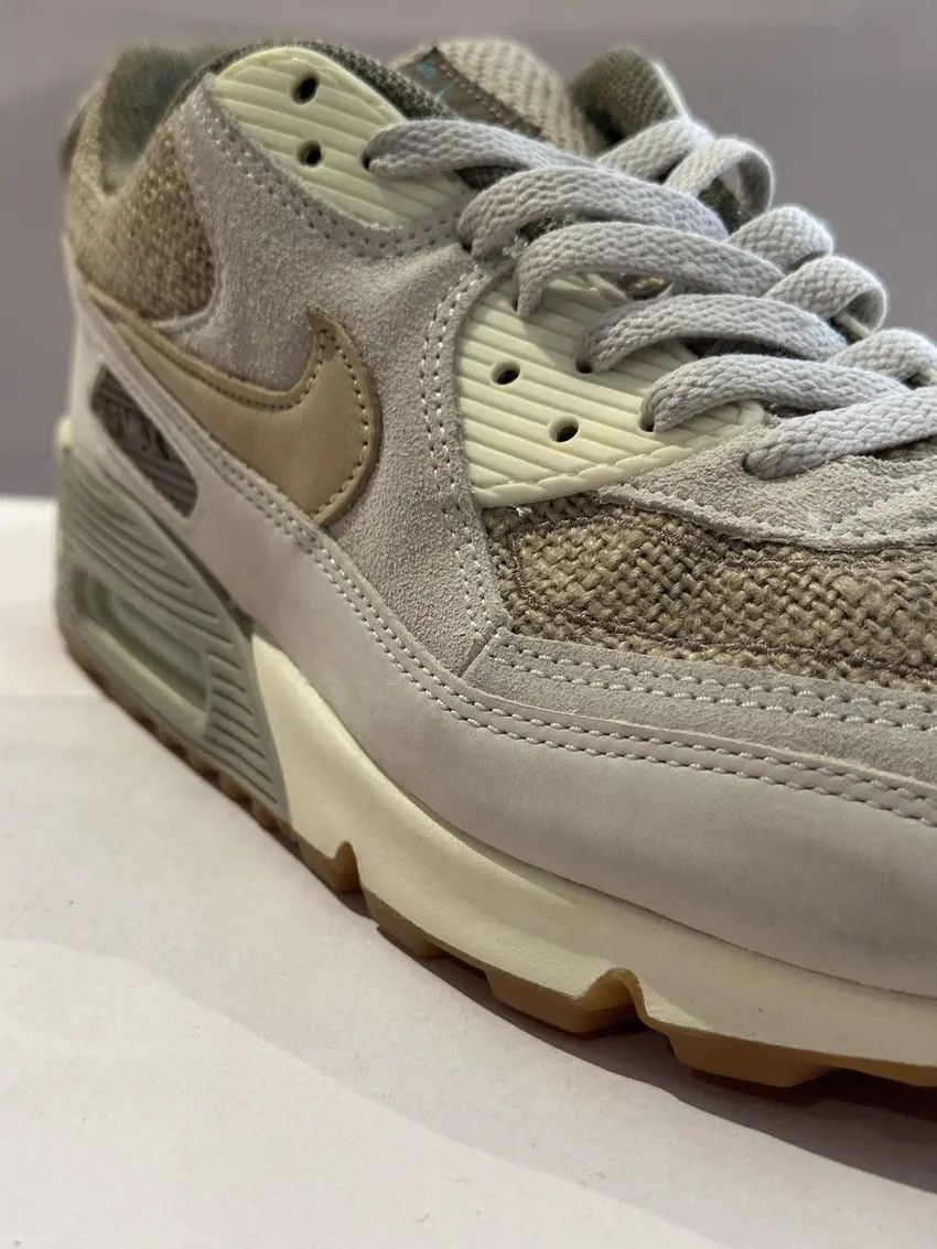 Nike BRAND NEW *RARE* Nike Air Max 90 Crepe (2002) SZ 11 Size US 11 / EU 44 - 12 Thumbnail