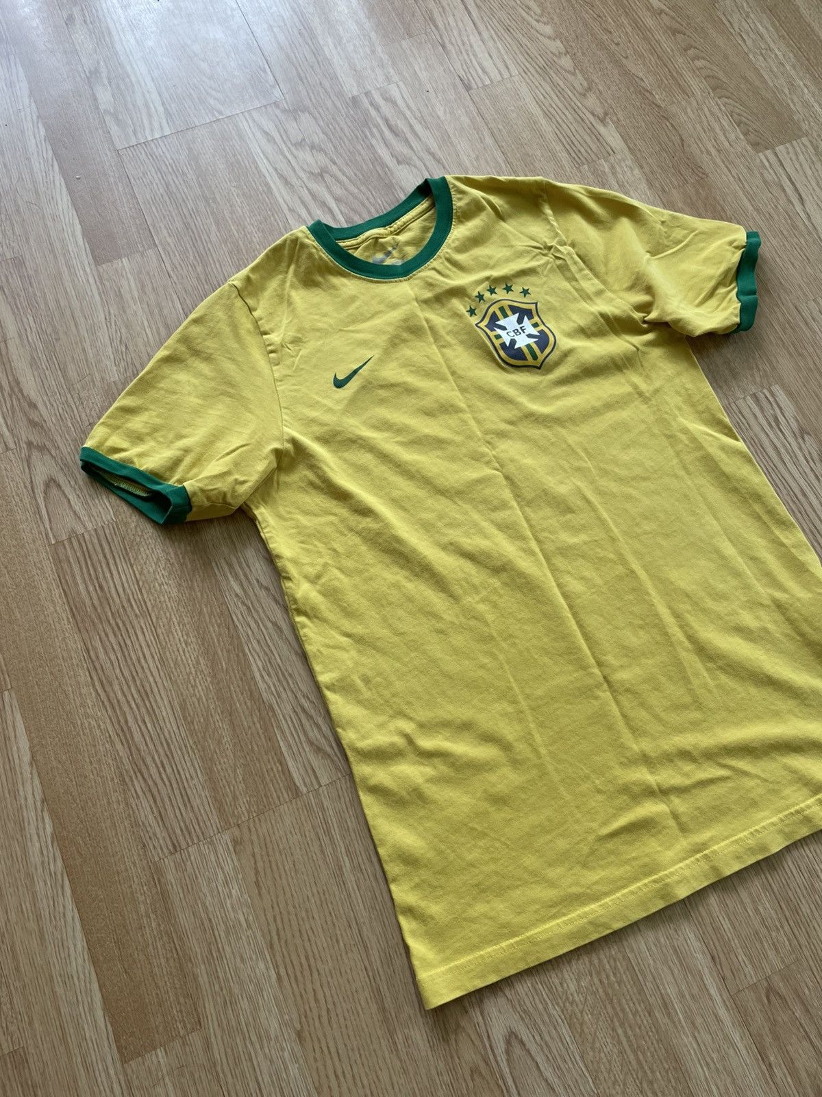Nike Nike Brazil National Team Vintage Football Tee Size US L / EU 52-54 / 3 - 2 Thumbnail