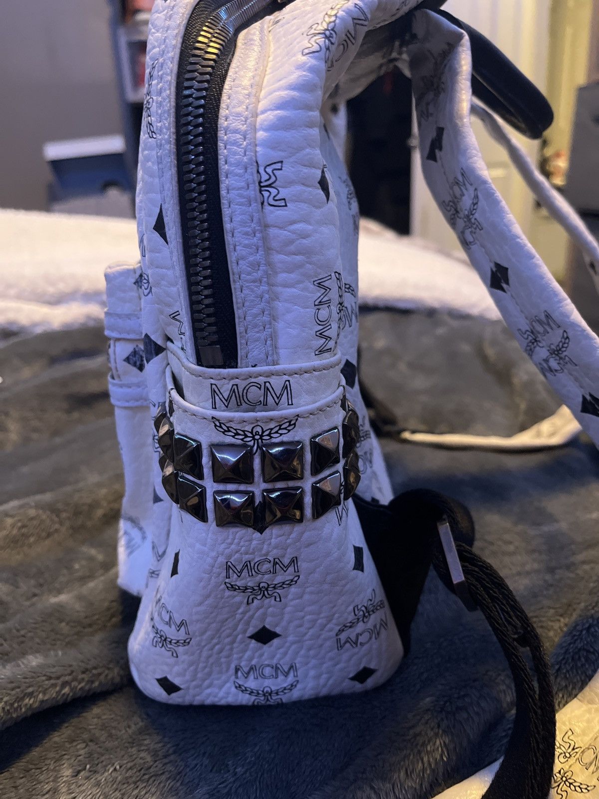 MCM White Mcm studded mini backpack Size ONE SIZE - 10 Thumbnail