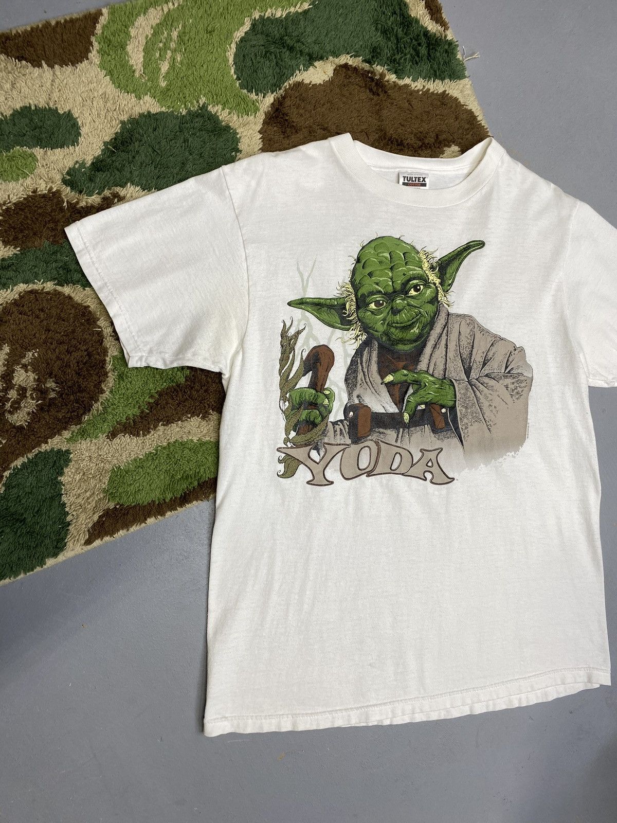 Vintage Vintage 90’s Yoda Star Wars T-Shirt Vtg Movie Tee Medium Size US M / EU 48-50 / 2 - 6 Thumbnail