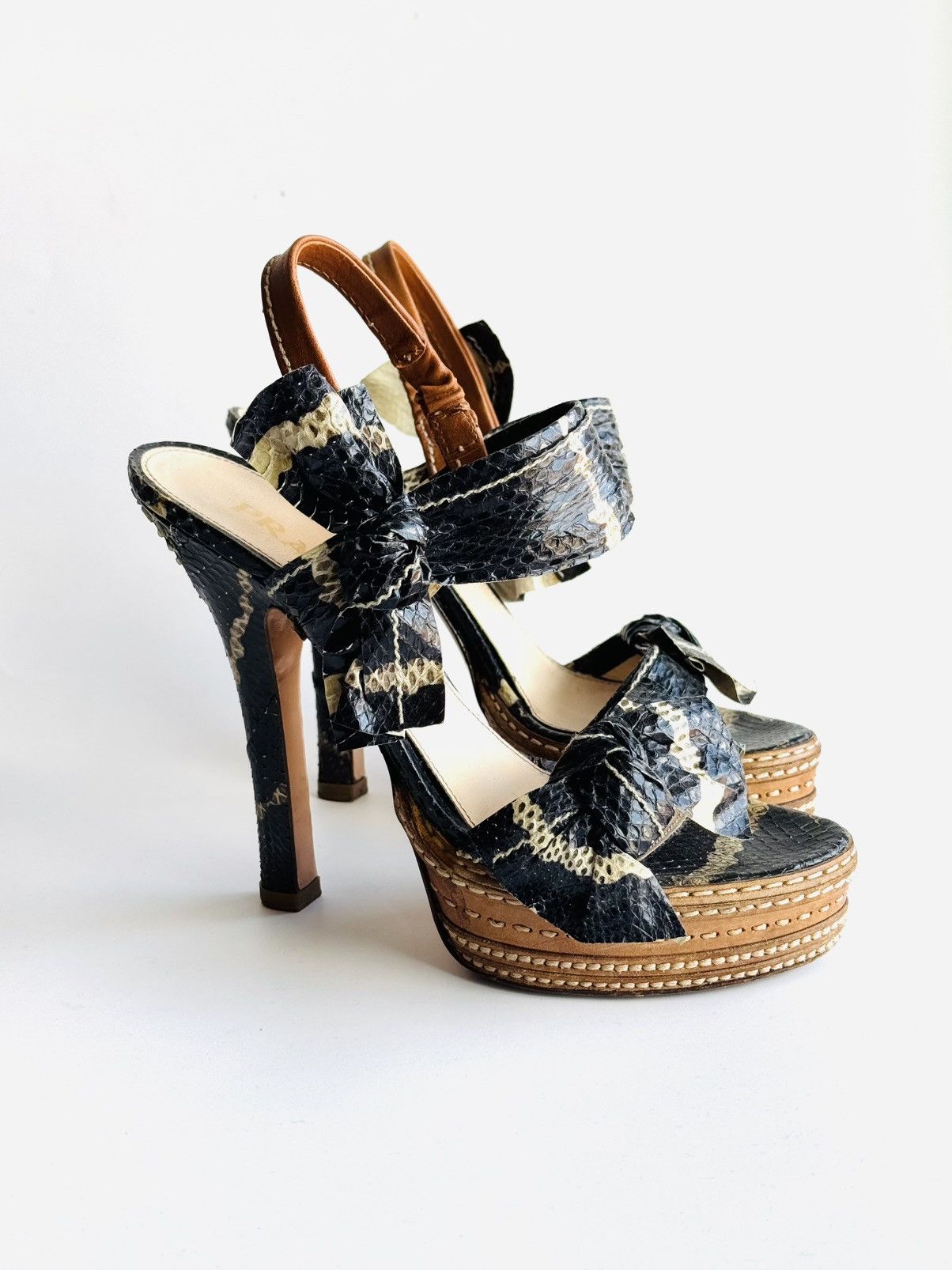Prada Prada S/S 2009 Iconic python platform sandals 37 Size US 7 / IT 37 - 6 Thumbnail