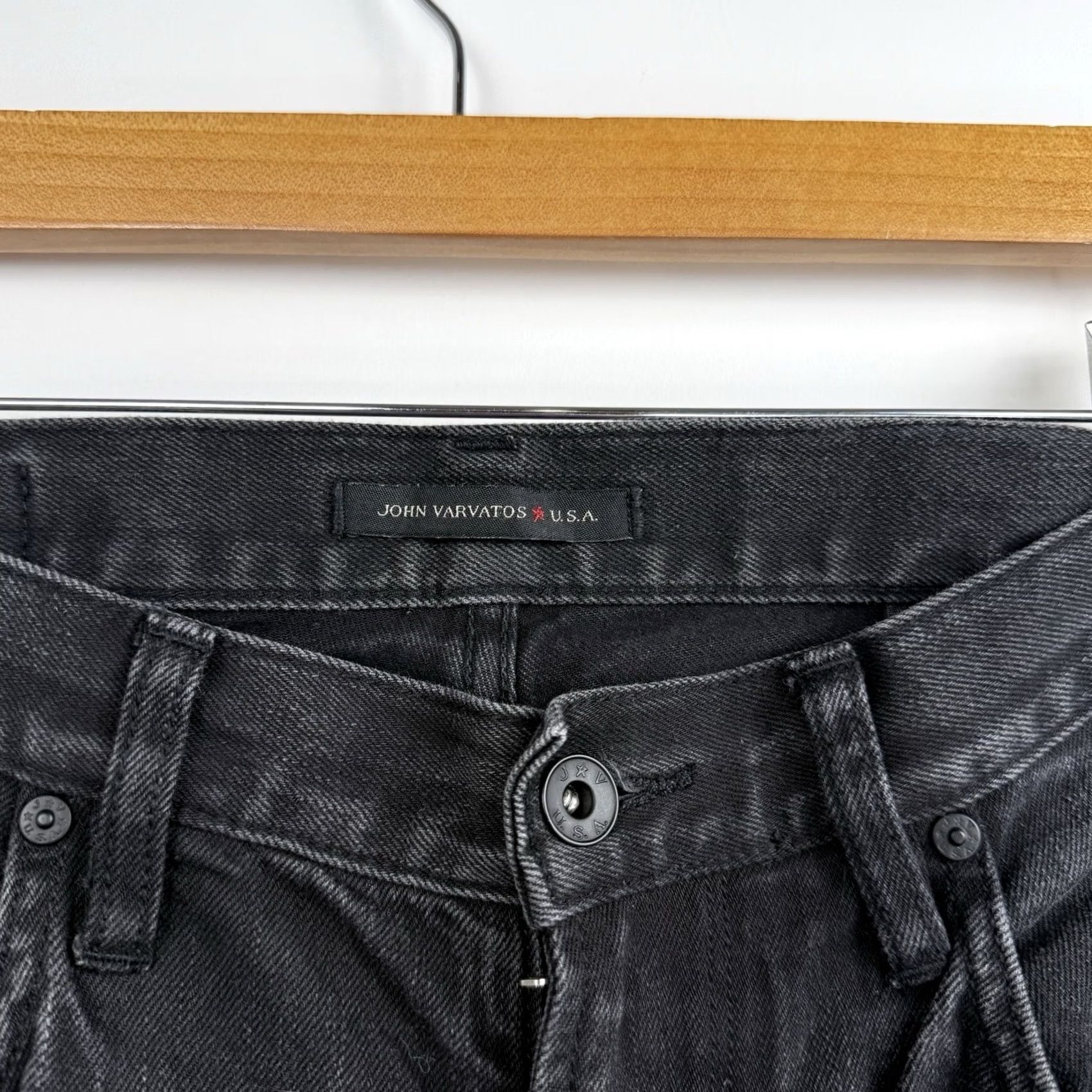 John Varvatos John Varvatos Bowery Jeans Men Slim Straight 32 Black Denim Cotton Blend Zip Pockets 5-Pocket Brand: John Varvatos Bowery Size US 30 / EU 46 - 3 Thumbnail