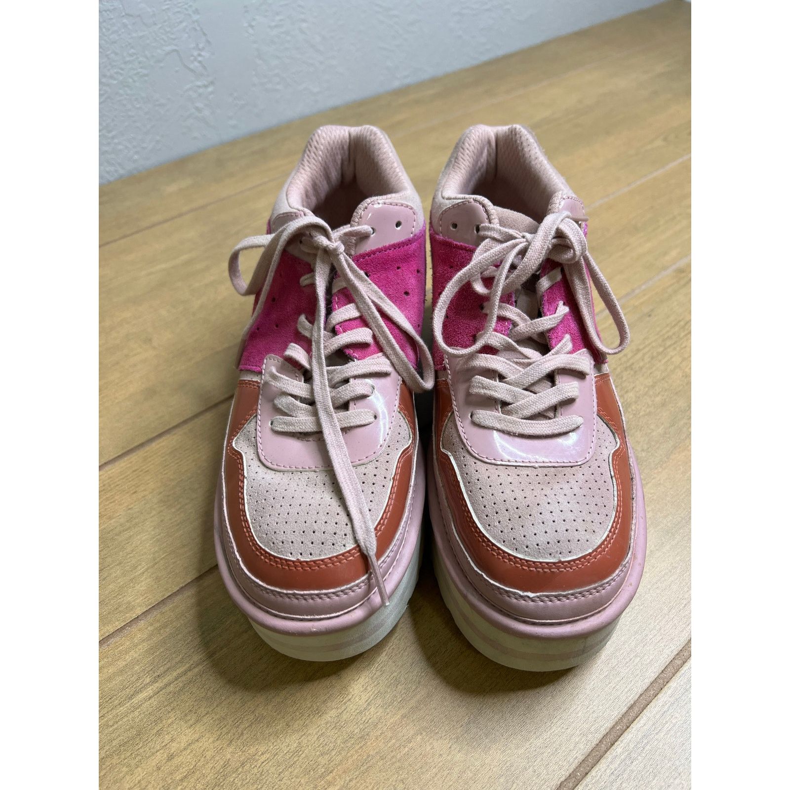 Ugg UGG Platform Sneakers Pink Suede Leather Chunky Womens Sz 9 Size US 9 / IT 39 - 11 Thumbnail