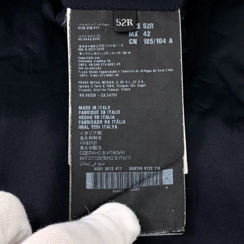 Prada Prada Black V-neck single-breasted long-sleeved JKT 2501-N Size 52R - 6 Thumbnail