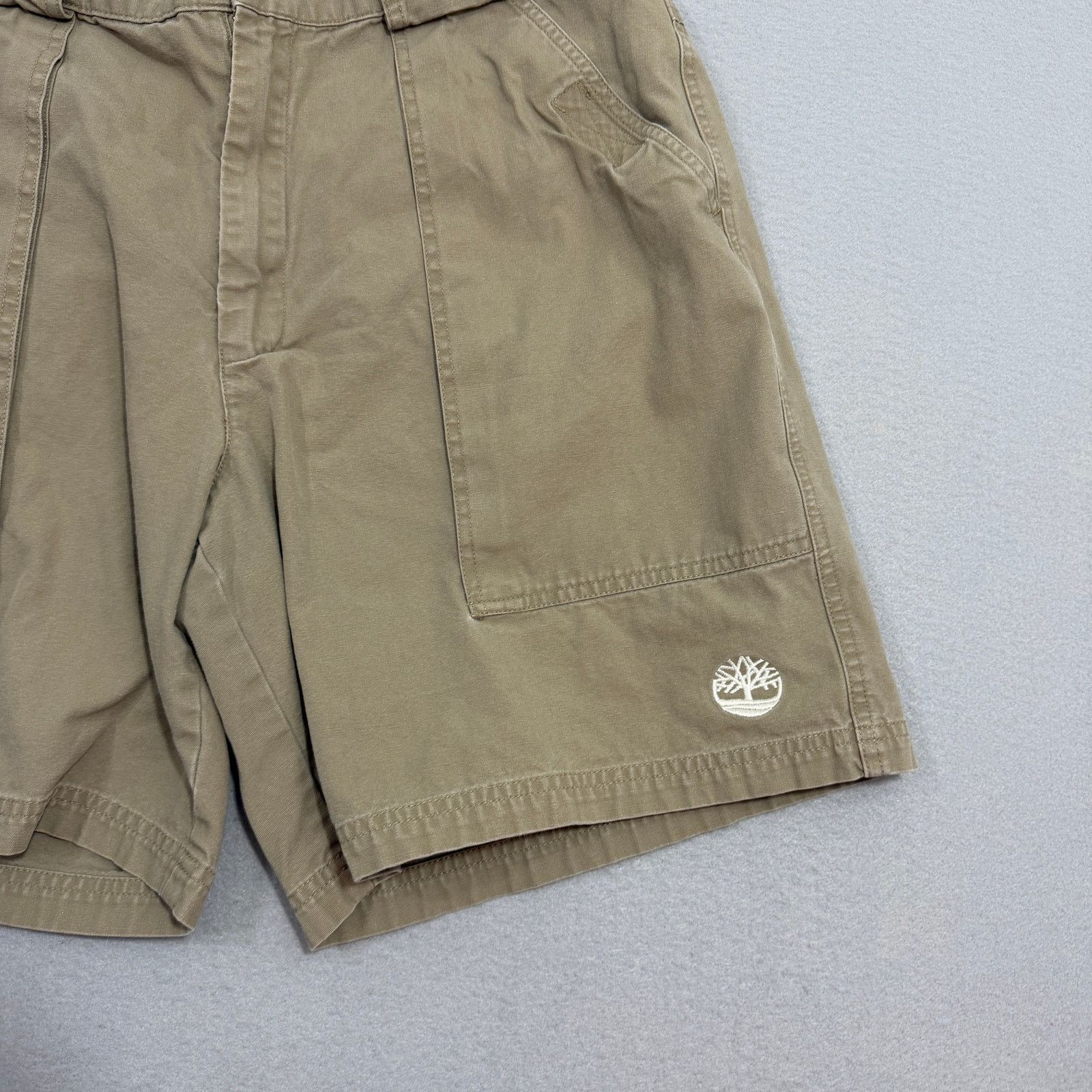 Timberland Vintage Timberland Cargo Shorts Men's 36 Khaki 9" Inseam Size US 36 / EU 52 - 2 Thumbnail