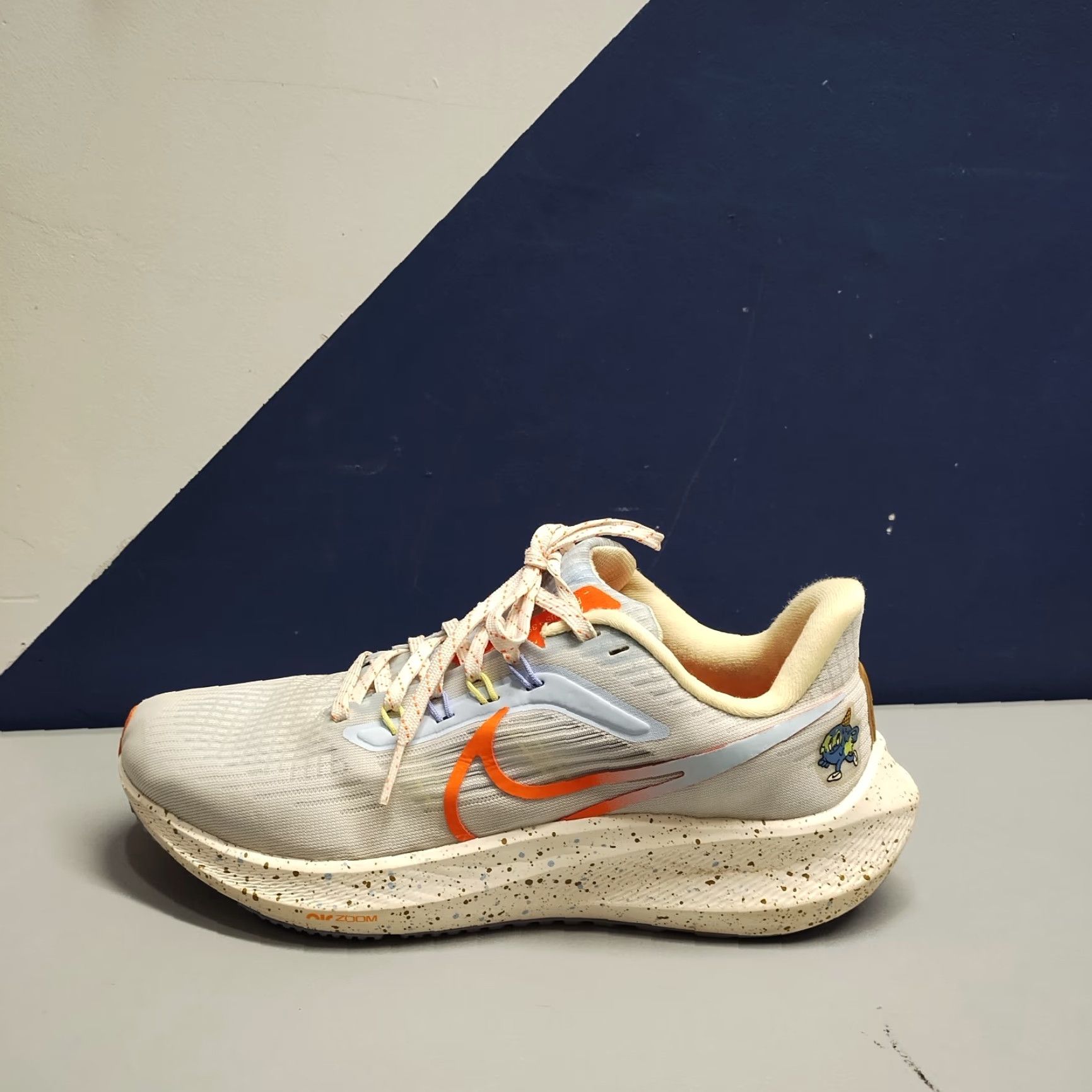 Nike Nike Air Zoom Pegasus 39 Running Sneakers Womens Size 8 Multi Lace Up DX6047-181 Size US 8 / IT 38 - 5 Thumbnail
